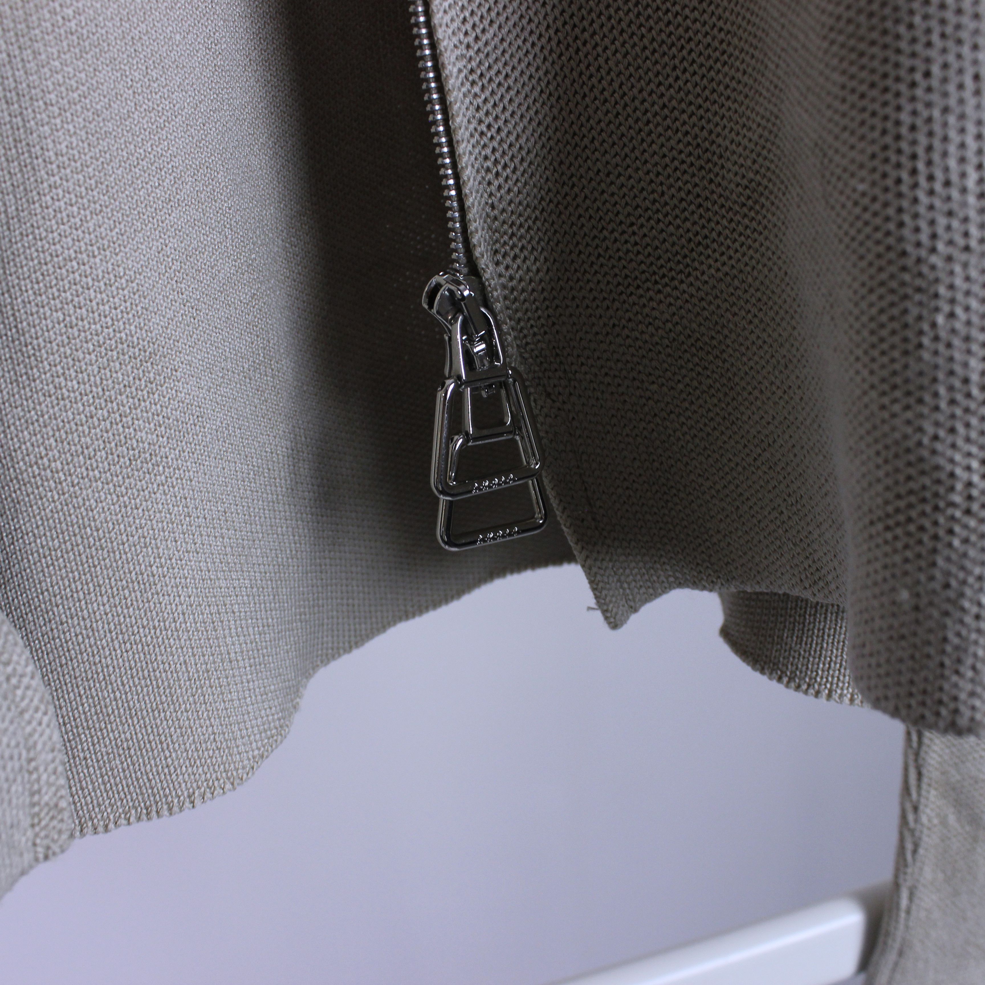 Akris Akris women full zip light sweatshirt S M cream silk RIRI Size S / US 4 / IT 40 - 8 Thumbnail