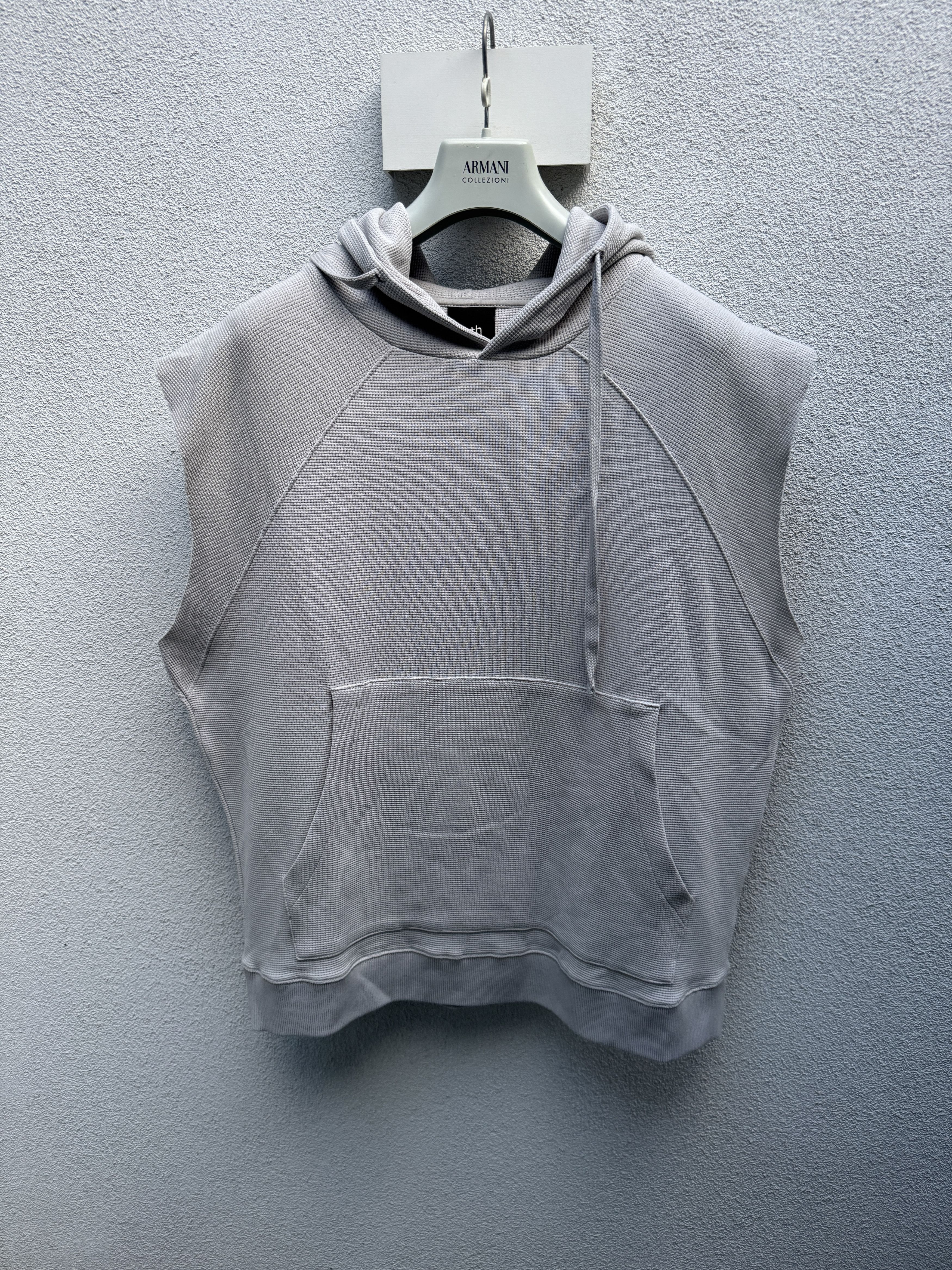 Thom Krom Thom Krom Sand Beige Raw-Cut Ribbed-Knit Sleeveless Hoodie M Size US M / EU 48-50 / 2 - 1 Thumbnail