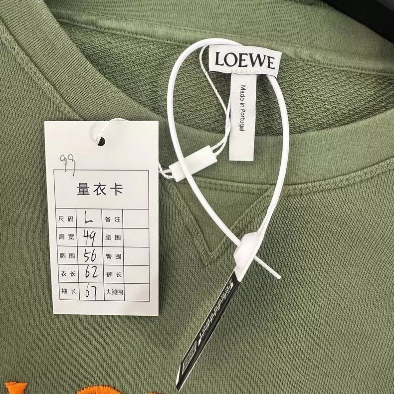 Loewe LOEWE Solid color round neck letter embroidered long sleev Size US L / EU 52-54 / 3 - 5 Thumbnail