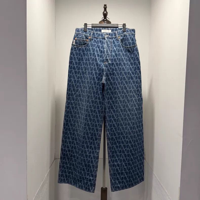 Valentino Valentino The barrage is full of printed jeans Size 31" - 1 Thumbnail