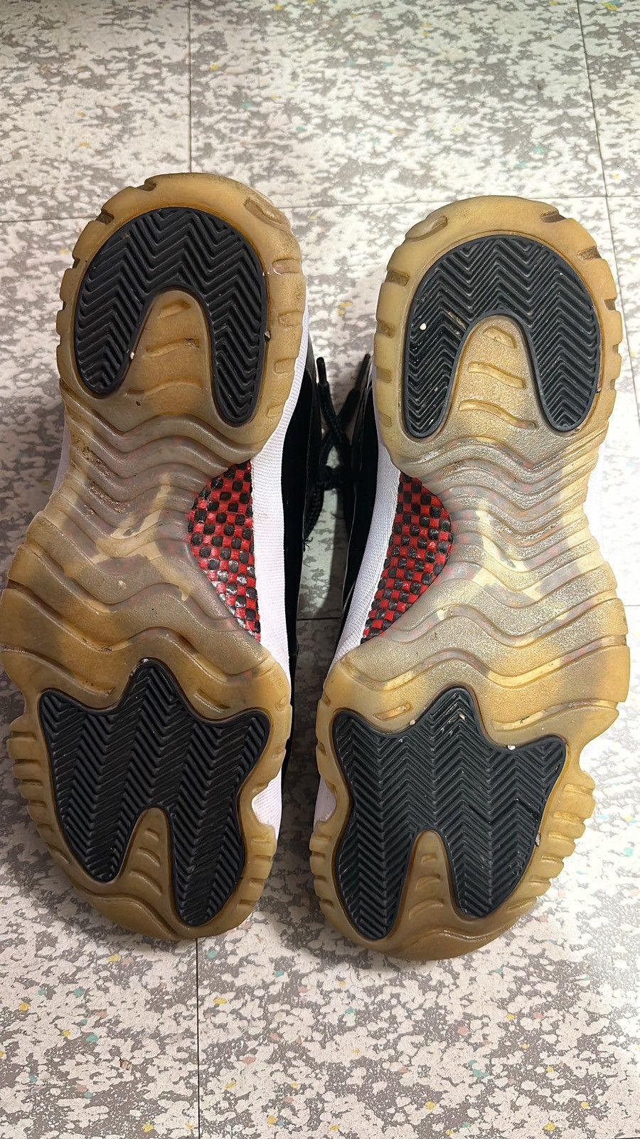 Jordan Brand Jordan 11 low “72-10” Size US 10 / EU 43 - 6 Thumbnail