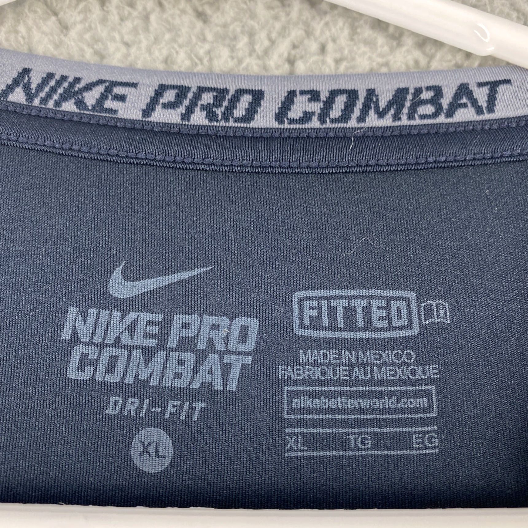 Nike Nike Pro Men's Shirt XL Black Dri-Fit Long Sleeve Active Stretch 43-33 Size US XL / EU 56 / 4 - 3 Thumbnail