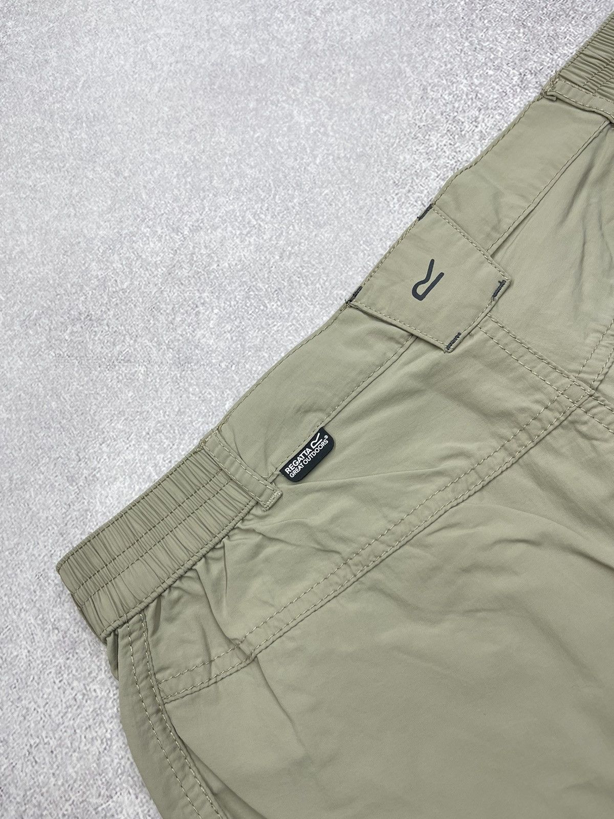 Other Mens Regatta Nylon Cargo Shorts Outdoor Gorpcore Y2K Size US 32 / EU 48 - 5 Thumbnail