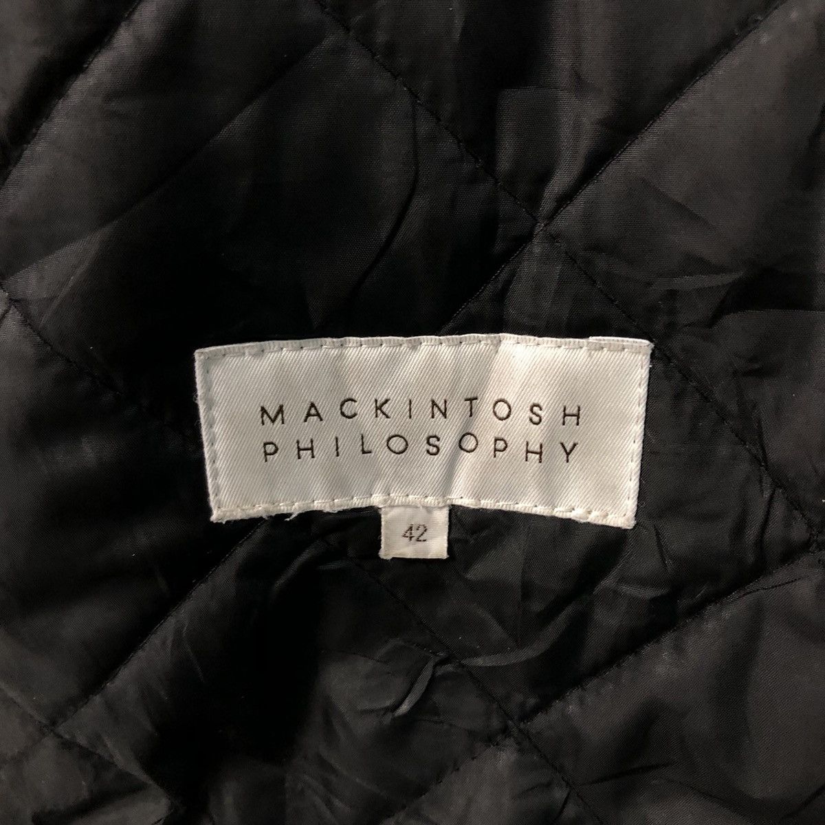 Mackintosh Men’s Quilted Coat with Button Front and Corduroy Collar Size US M / EU 48-50 / 2 - 19 Thumbnail