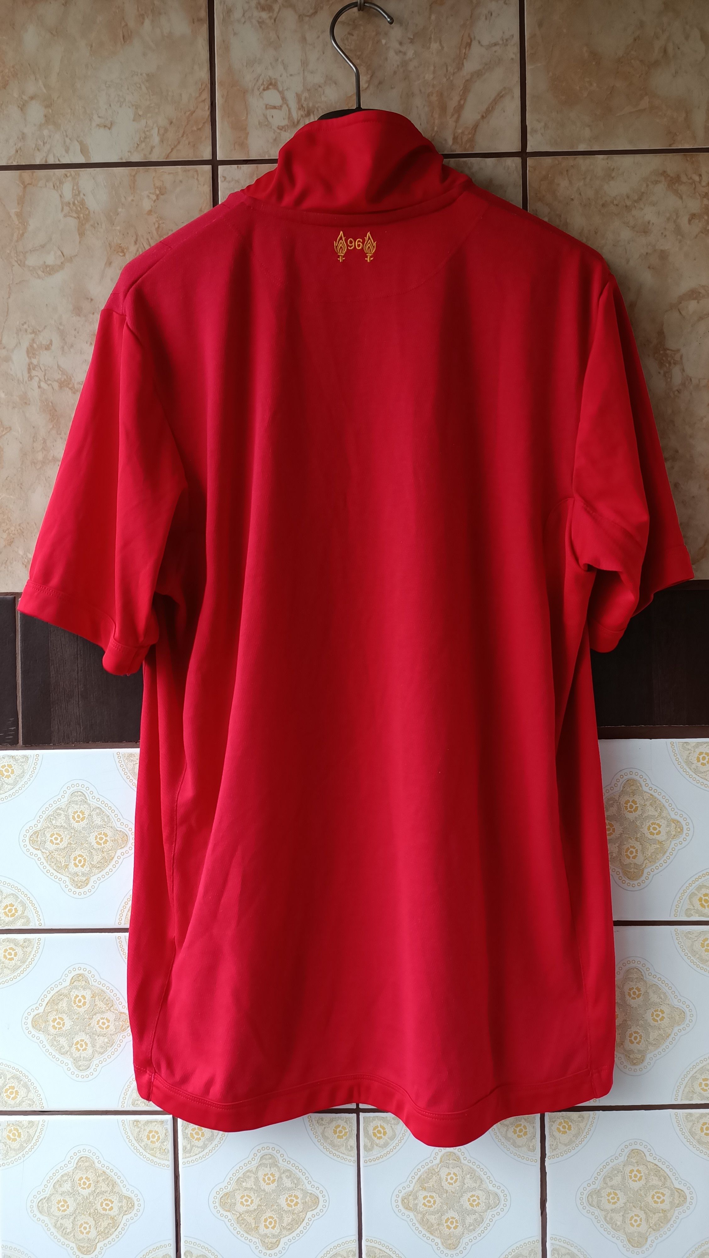 Warrior Vintage Warrior Liverpool 12/13 soccer jersey Size US M / EU 48-50 / 2 - 5 Thumbnail