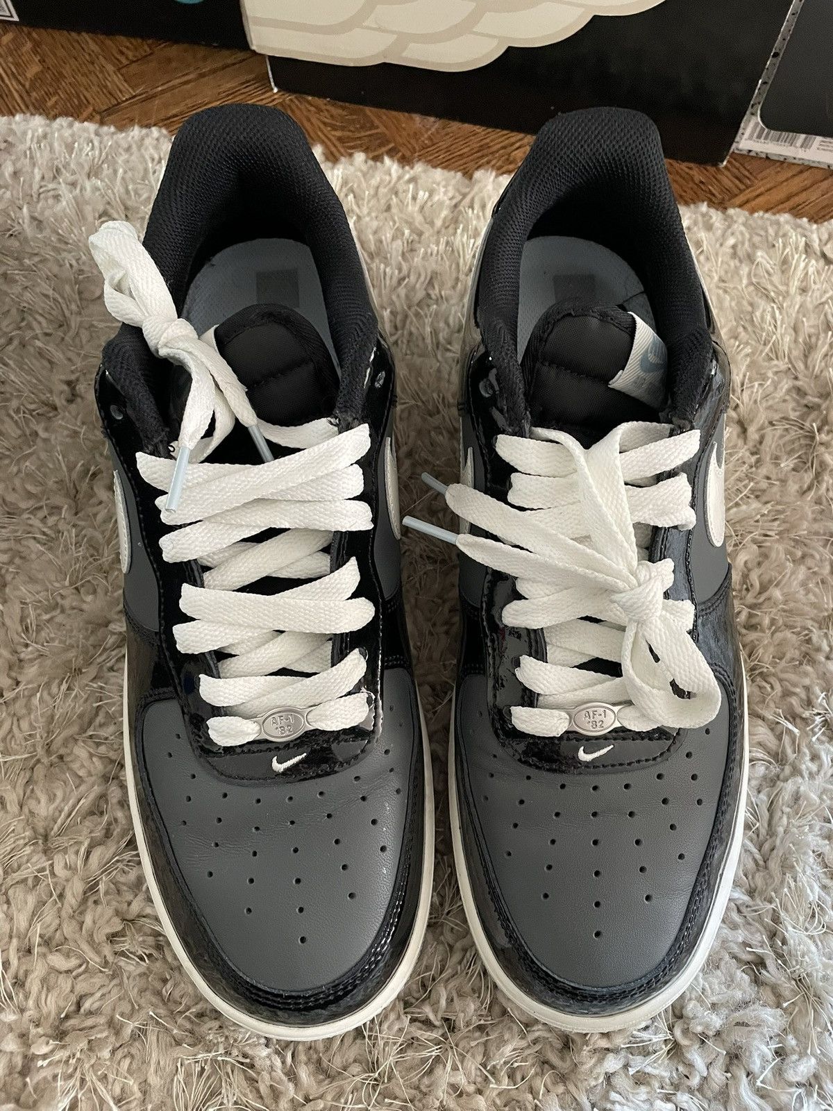 Nike Nike Air Force 1 Low Black Iron Grey Patent Size US 11 / EU 44 - 5 Thumbnail