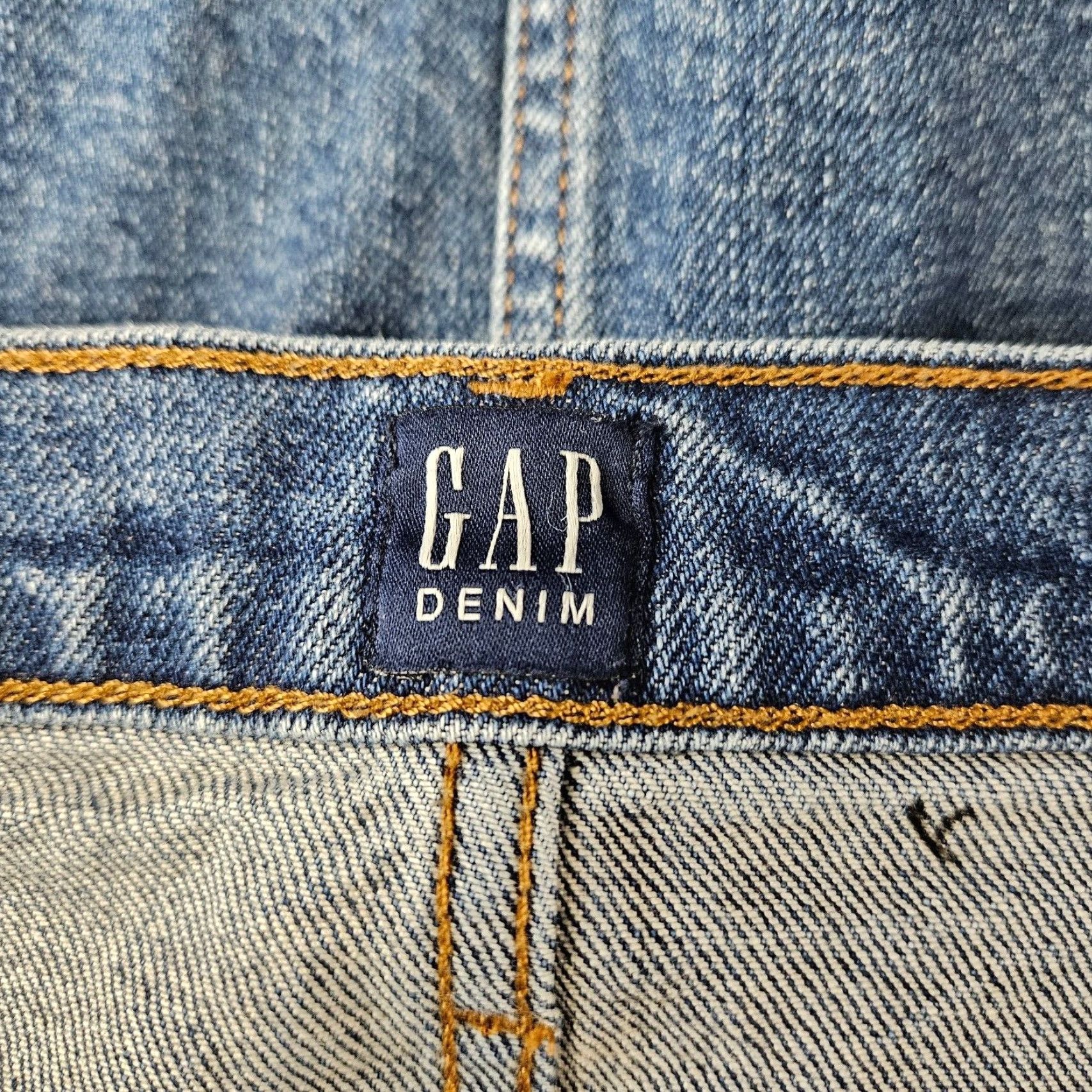 Gap VINTAGE Gap Womens Denim Skirt Sz 33 Blue Button Front Cotton Blend Raw Hem Short Straight & Pencil Womens 33 Blue Gap Skirt Size 24" / US 00 / IT 34 - 4 Thumbnail
