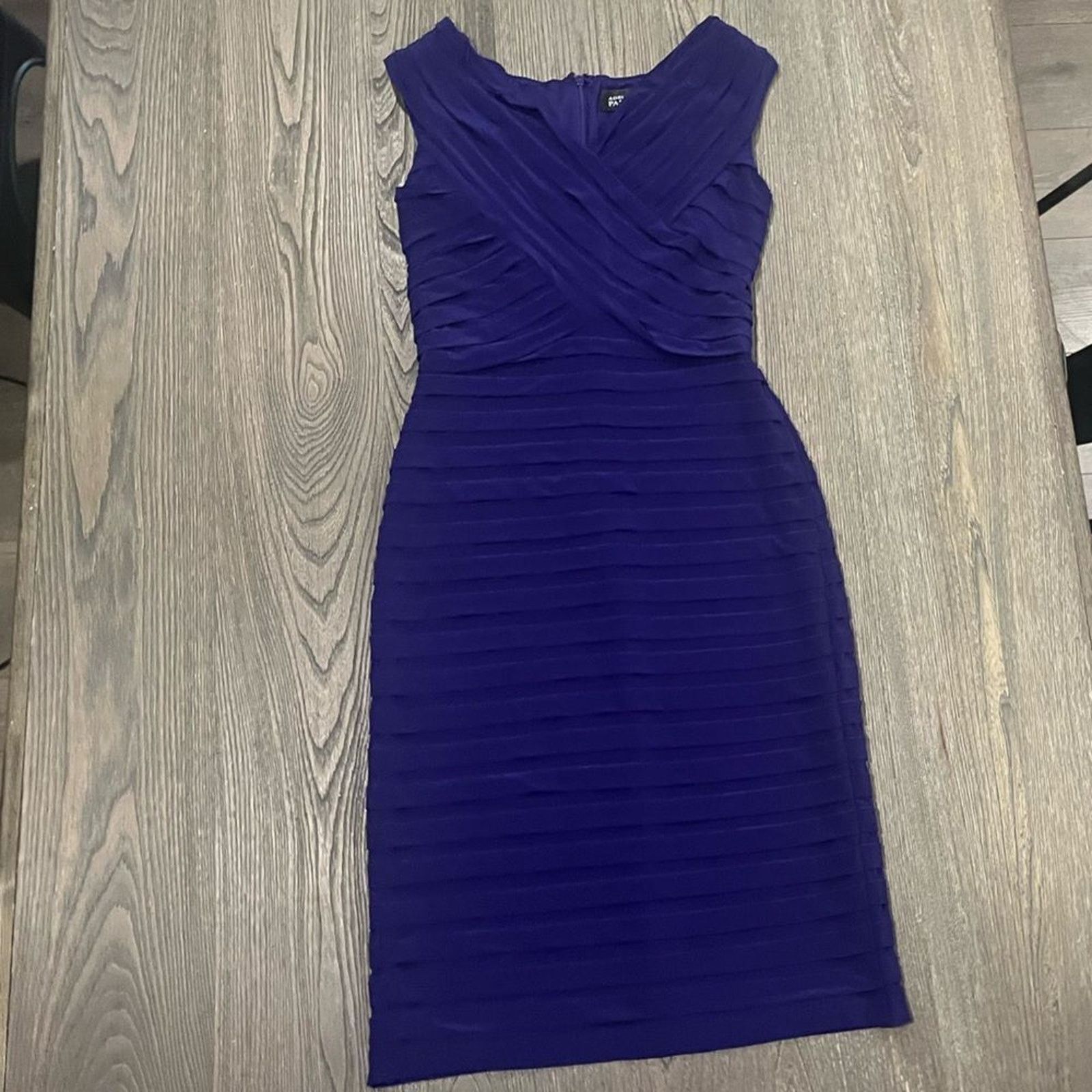 Adrianna Papell Adrianna Papell Bodycon Bandage Tiered Dress Cobalt Size 6 Size M / US 6-8 / IT 42-44 - 1 Thumbnail