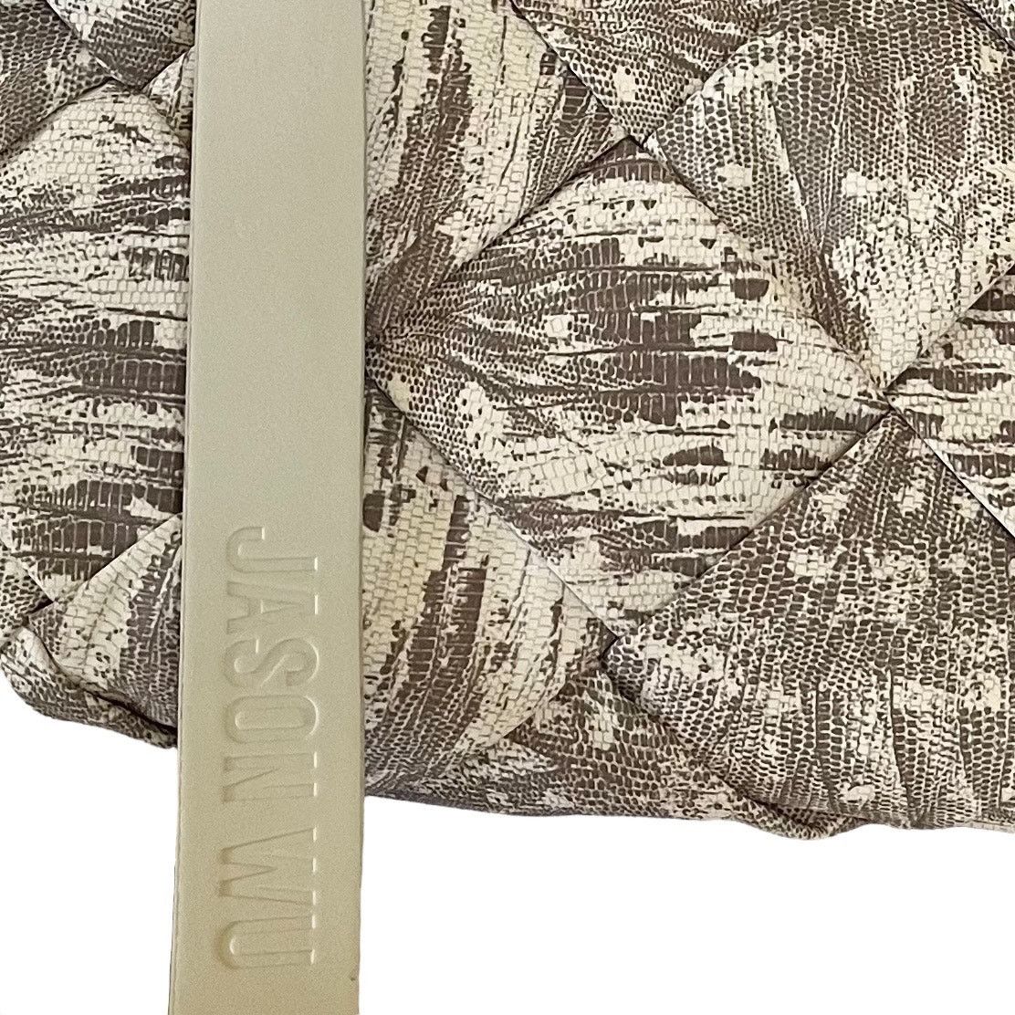 Jason Wu NWOT Jason Wu Dylan Woven Ivory Lizard Print Shoulder Bag Size ONE SIZE - 9 Thumbnail