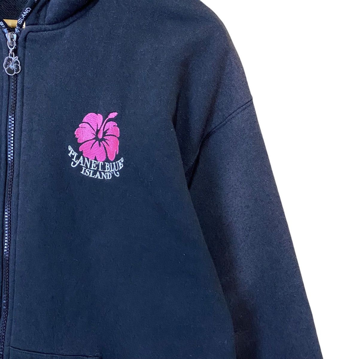Japanese Brand × Vintage Planet Blue Island Big Logo Zipper Hoodie Size US L / EU 52-54 / 3 - 8 Thumbnail