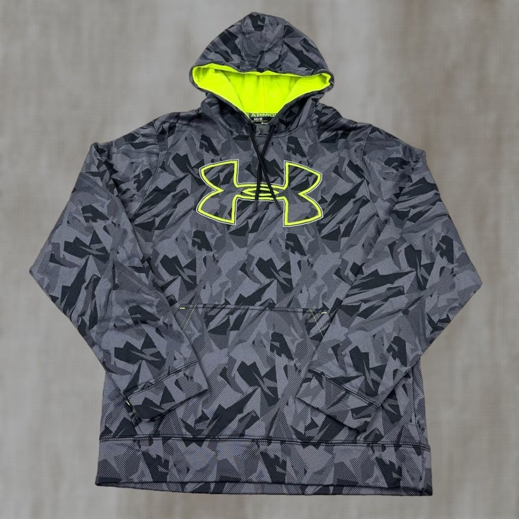 Under Armour Under Armour Hoodie Men Medium Gray Geometric Camo Sweatshirt Loose Fit Adult Size US M / EU 48-50 / 2 - 1 Thumbnail