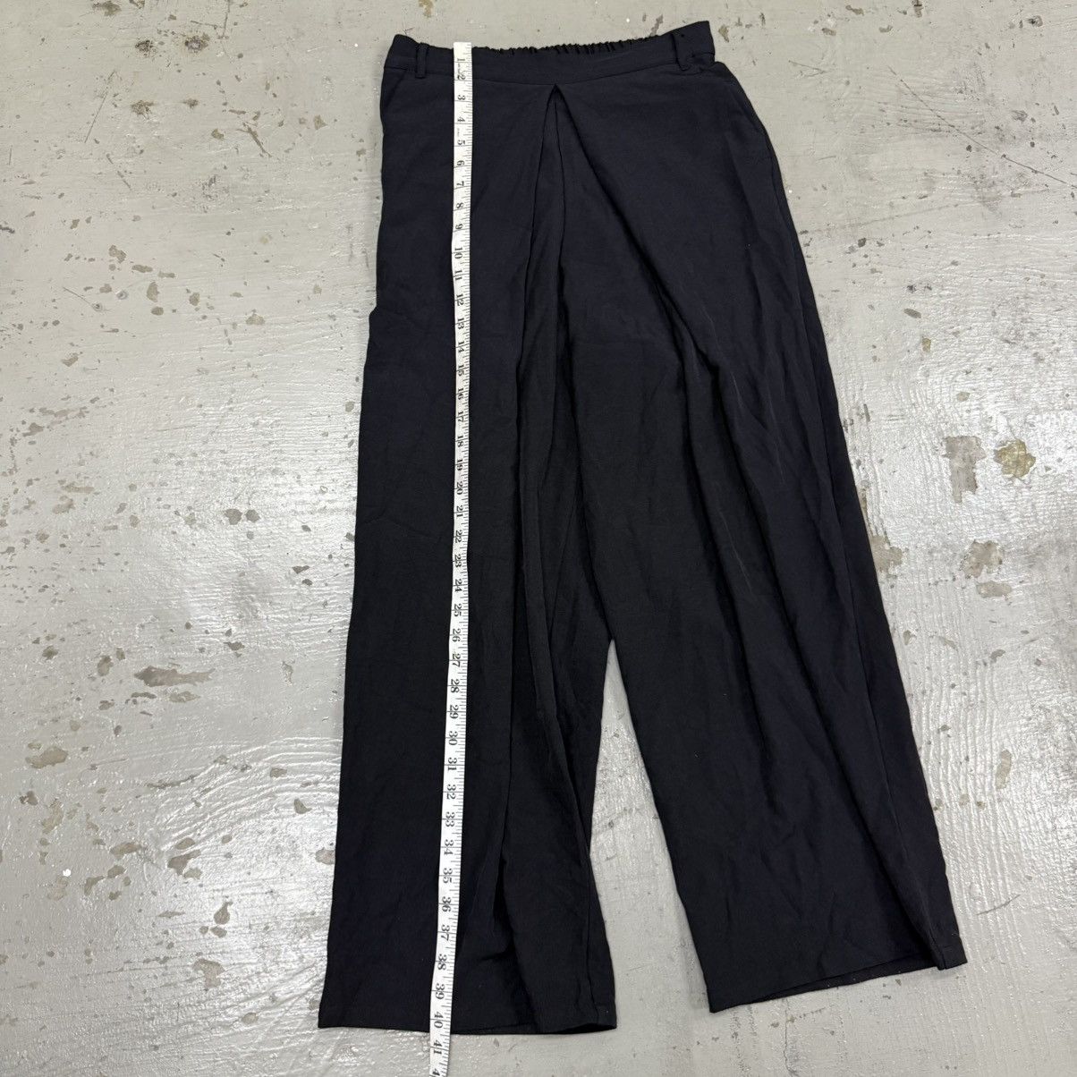 Japanese Brand Japanese Brand Loewe Style Pleated Wide Pants Yohji Yamamoto Size US 28 / EU 44 - 6 Thumbnail
