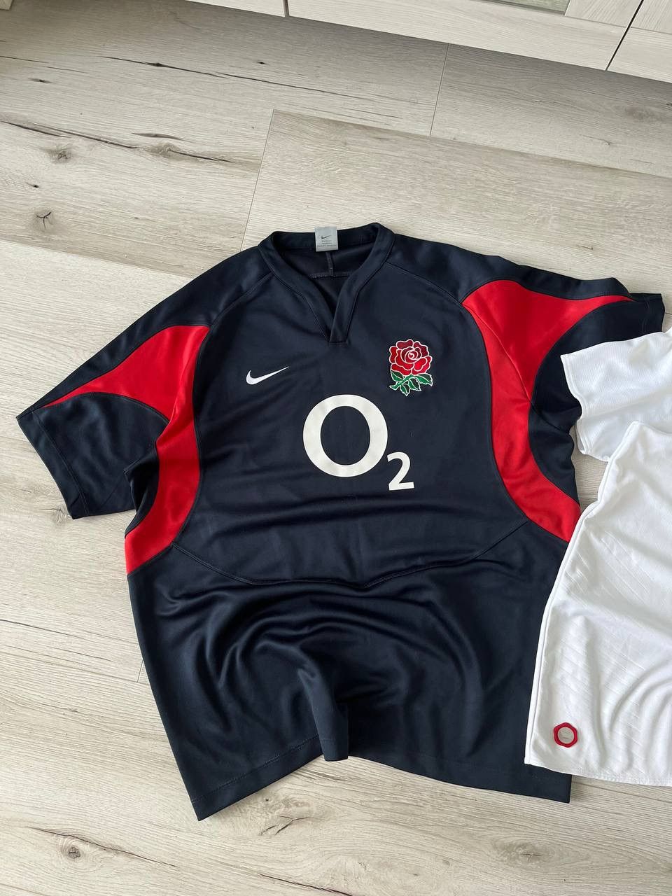 Canterbury of New Zealand × Nike 2x Vintage England Rugby Nike Canterbury Y2K Jersey T Shirt Size US XL / EU 56 / 4 - 2 Thumbnail