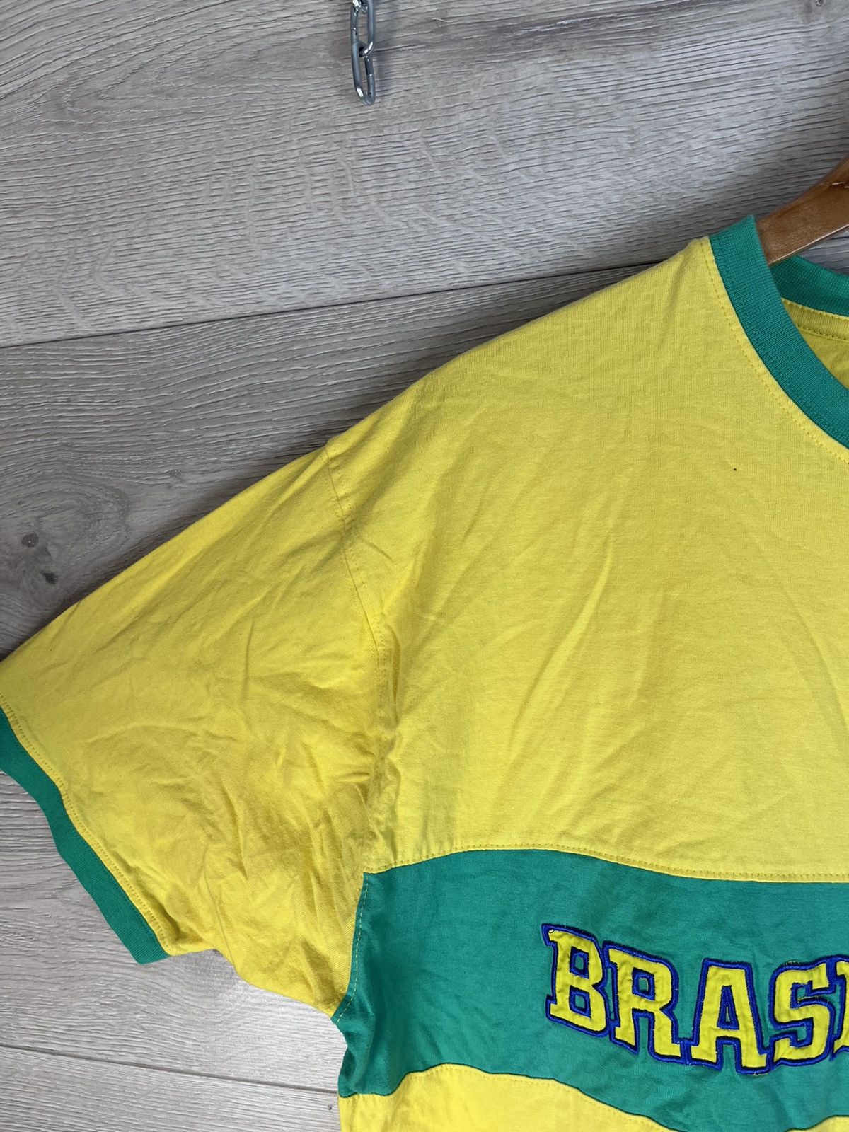 Other Men’s vintage t-shirt Brazil 🇧🇷 size Xl Size US XL / EU 56 / 4 - 5 Thumbnail