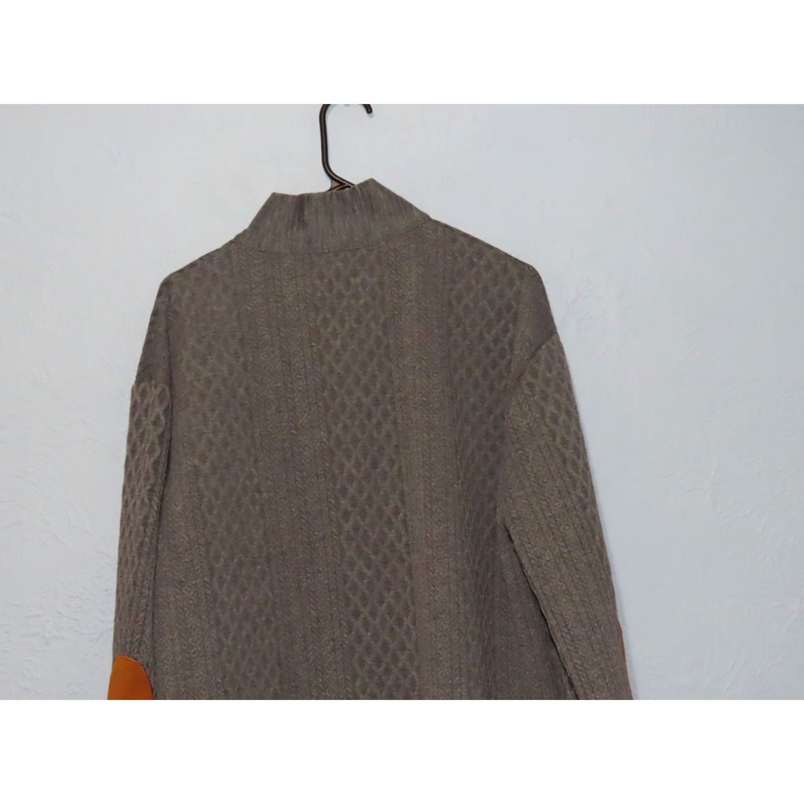 Vintage Cross & Crown Shirt Mens XL Gray Henley Sweater Sweatshirt Elbow Patch Button NWT Size US XL / EU 56 / 4 - 8 Thumbnail