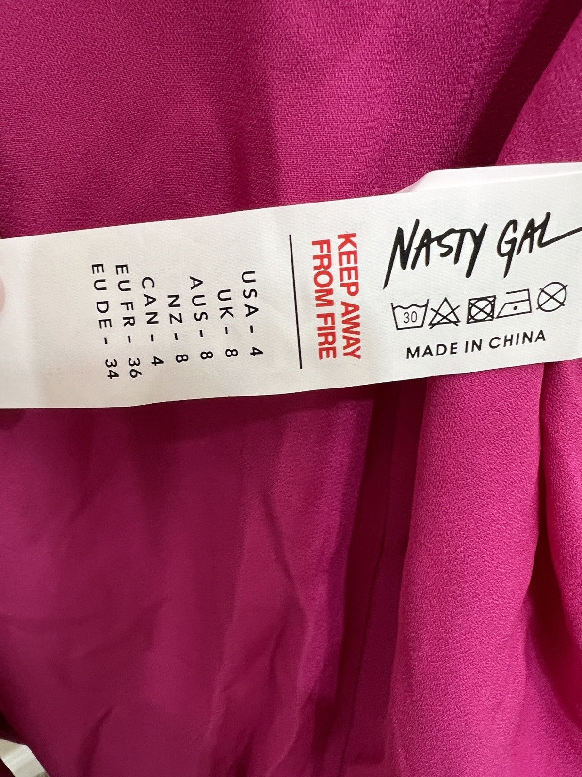 Nasty Gal Nasty Gal Hot Pink Velvet Blazer size 4 Size S / US 4 / IT 40 - 8 Thumbnail