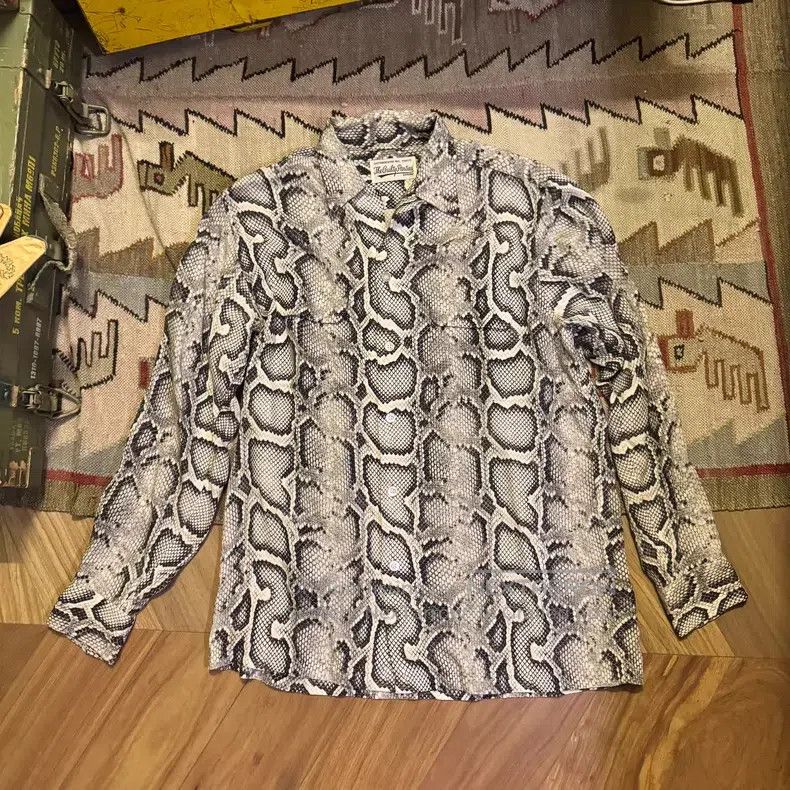 Wacko Maria Wacko Maria Snake pattern shirt Size US M / EU 48-50 / 2 - 1 Thumbnail