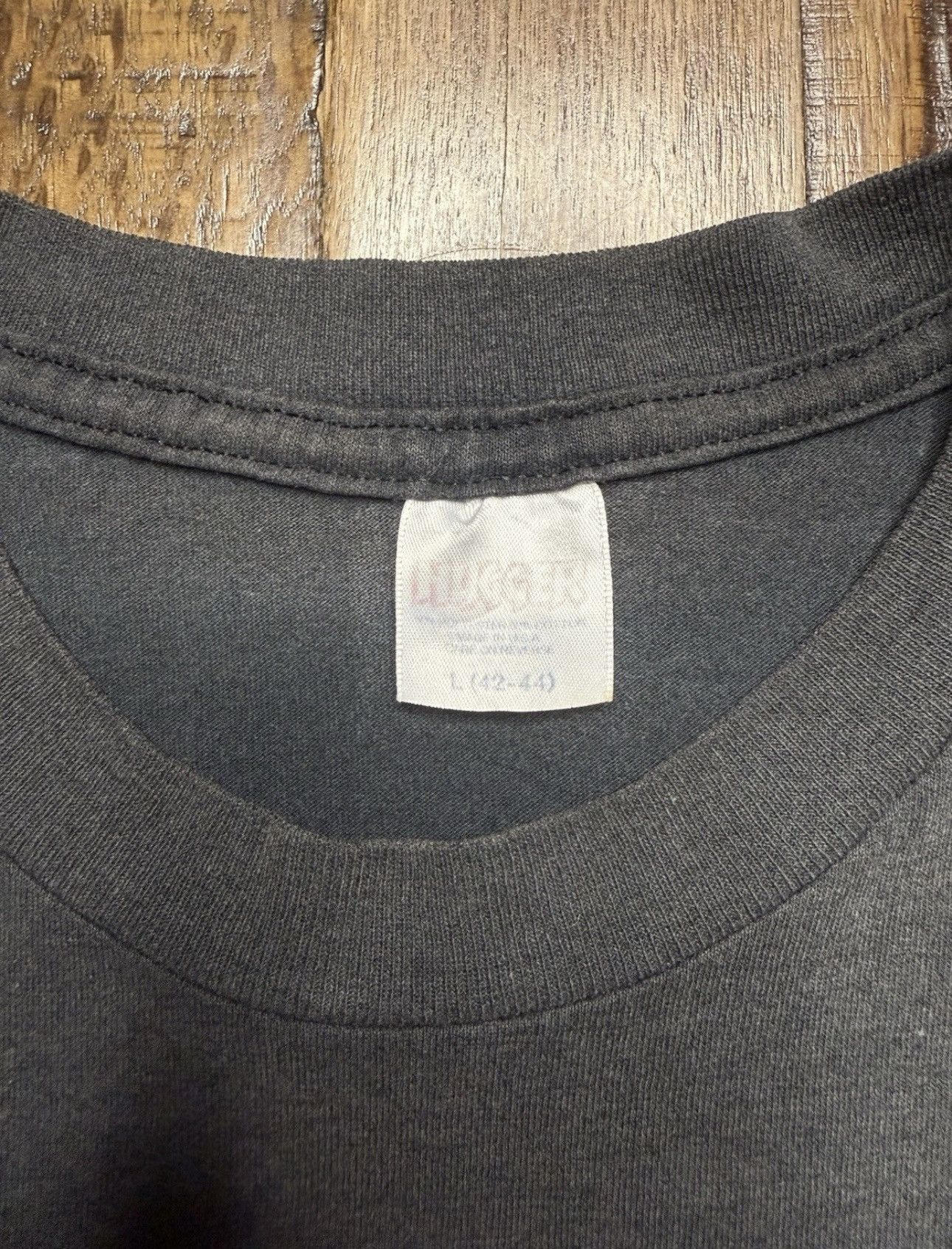 Metallica 1988 Metallica Damaged Justice Tour Tee Hugger Tag Size US L / EU 52-54 / 3 - 5 Thumbnail