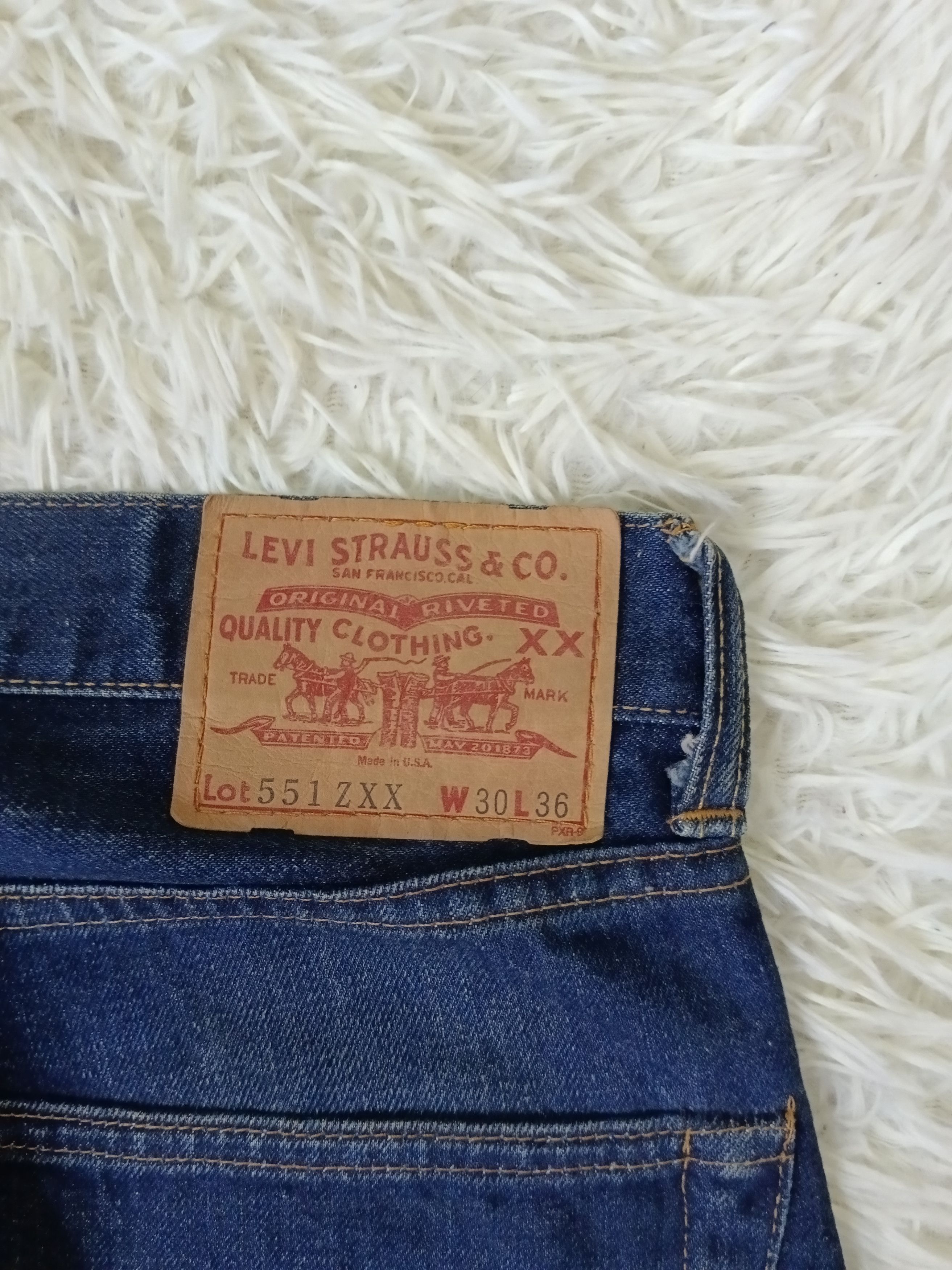 LVC × Levi's Vintage Clothing VINTAGE LEVIS 551 ZXX BIG E REPRODUCTION Size US 30 / EU 46 - 14 Thumbnail