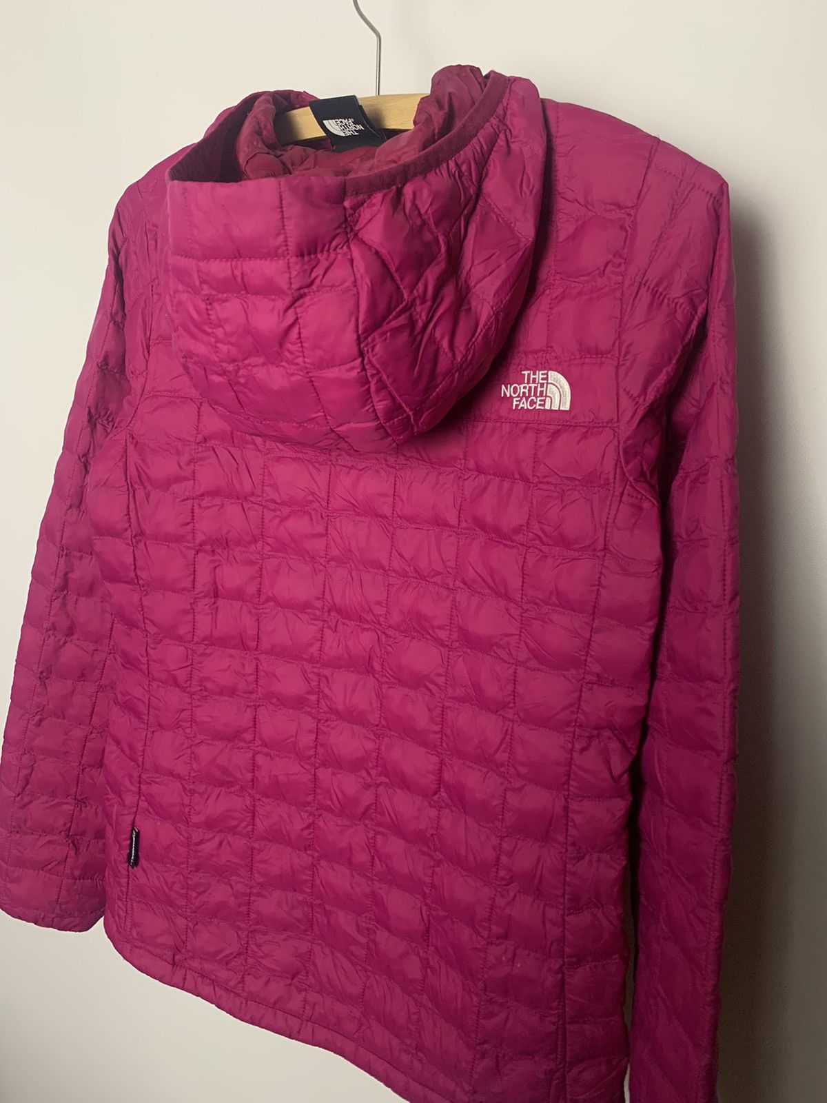 The North Face 🌸Pink The North Face Thermoball Light Puffer Jacket, Size XS Size XS / US 0-2 / IT 36-38 - 4 Thumbnail