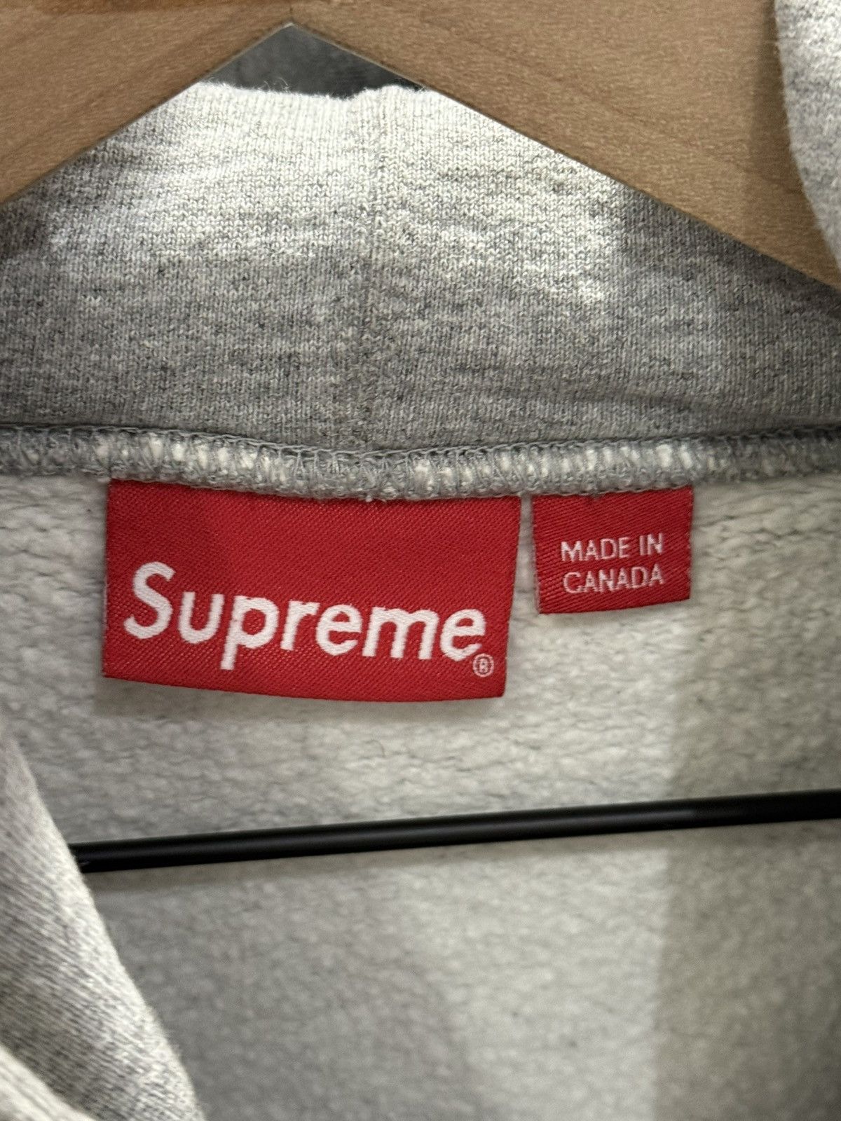 Supreme Supreme x Dr. Seuss Cat in the Hat Sweatshirt Heather Grey Size US L / EU 52-54 / 3 - 3 Thumbnail