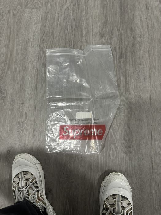 Dust store bag supreme