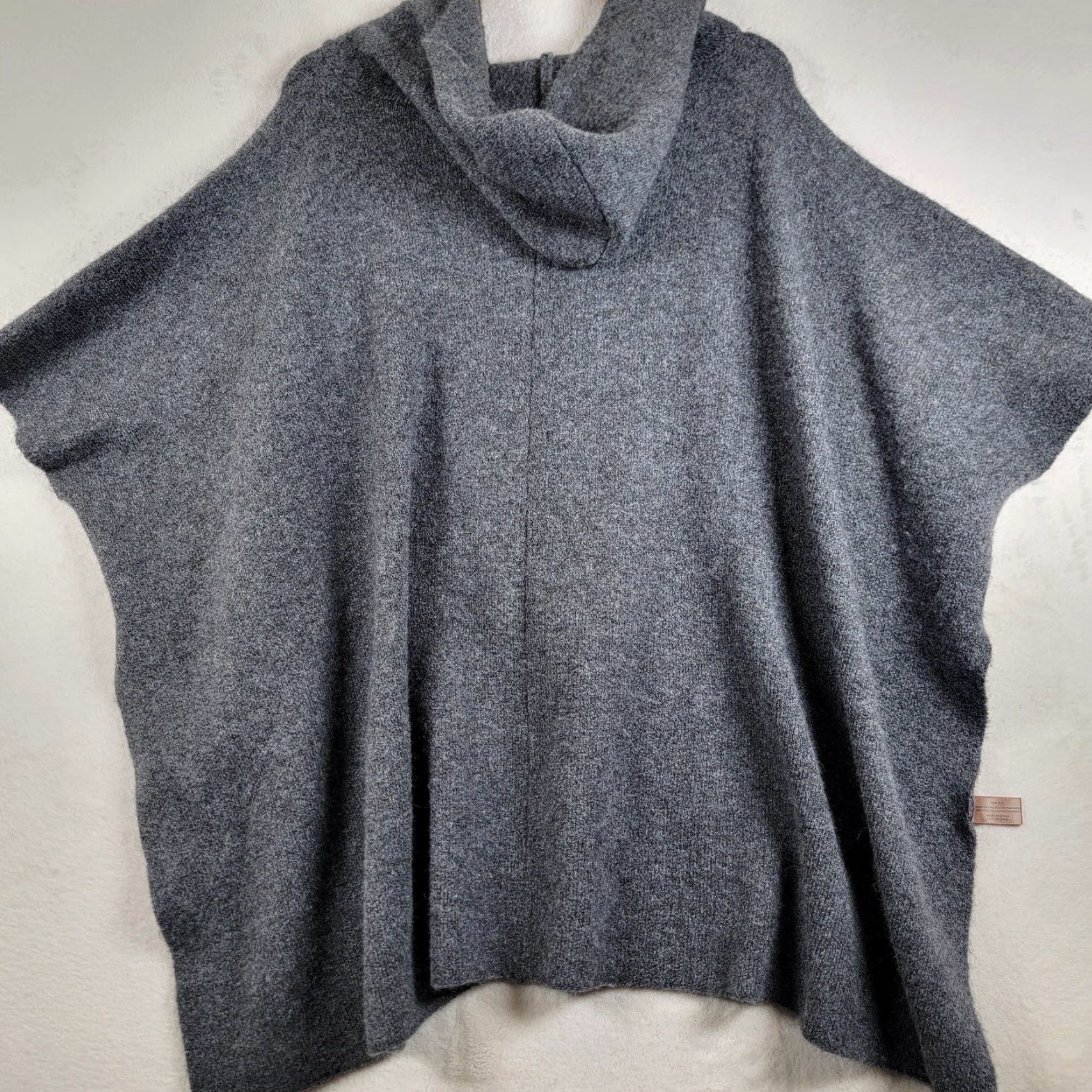Vintage Look by M New York Women's Gray Parka Jacket Cape Hooded One Size Winter Fall Spring Casual Business Party/Cocktail Travel Size ONE SIZE - 3 Thumbnail