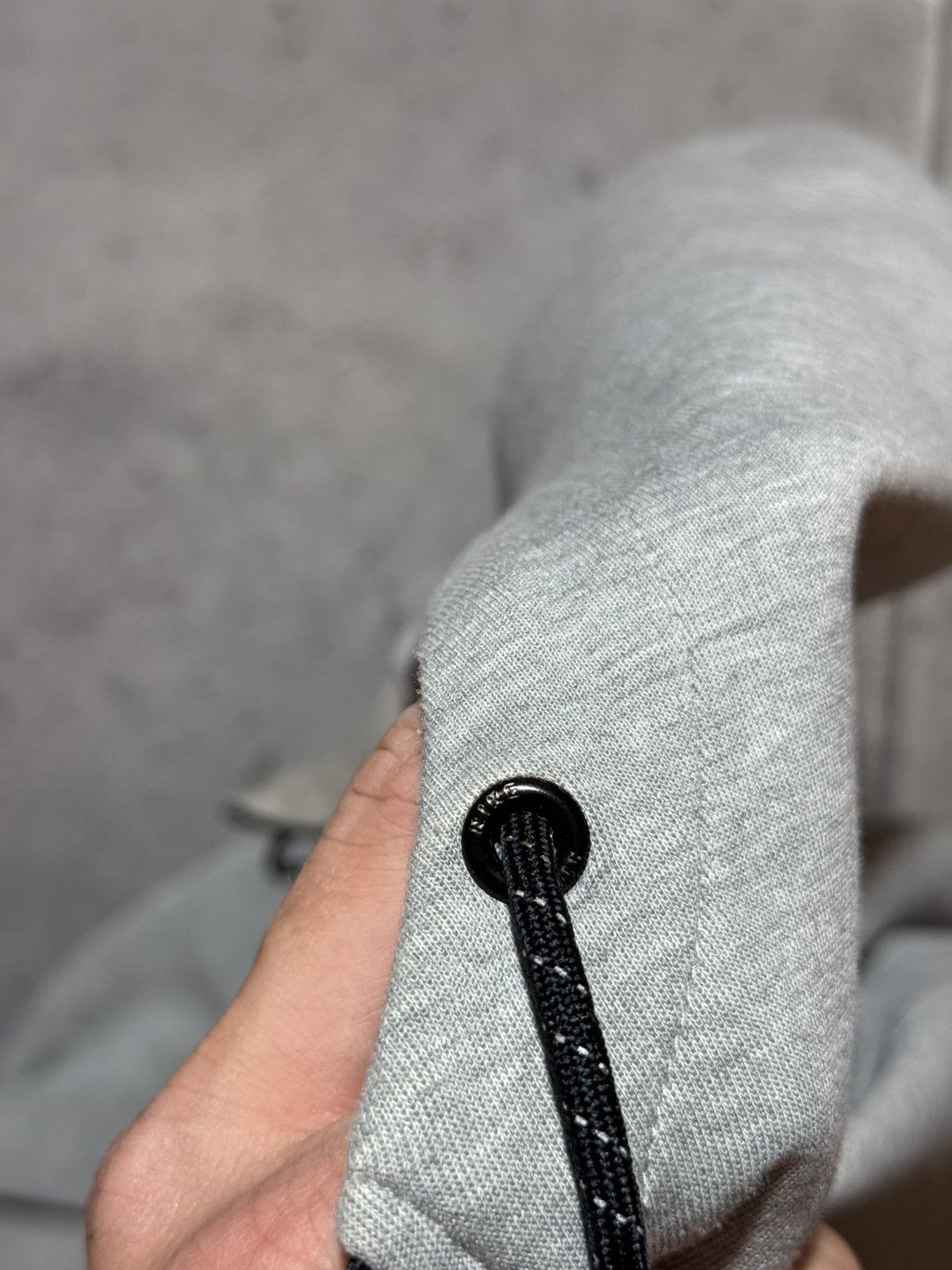 Nike Nike Tech Fleece Grey Black Swoosh Hoodie XL Hype Streetwear Size US L / EU 52-54 / 3 - 11 Thumbnail