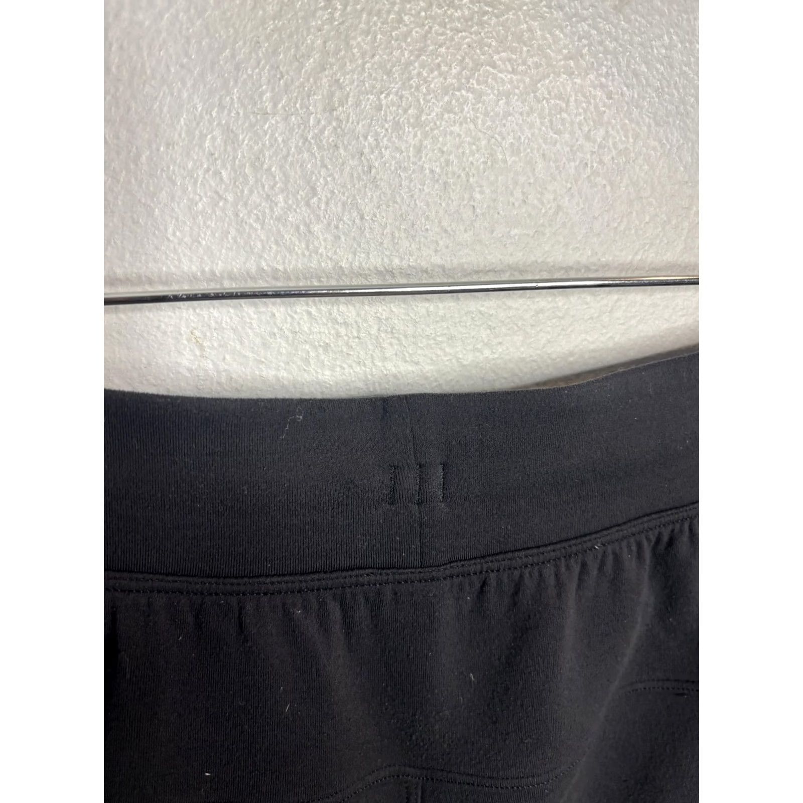 Lululemon Lululemon Shorts Mens Large Black Gray Athletic Drawstring Pockets Logo Size US 31 - 6 Thumbnail