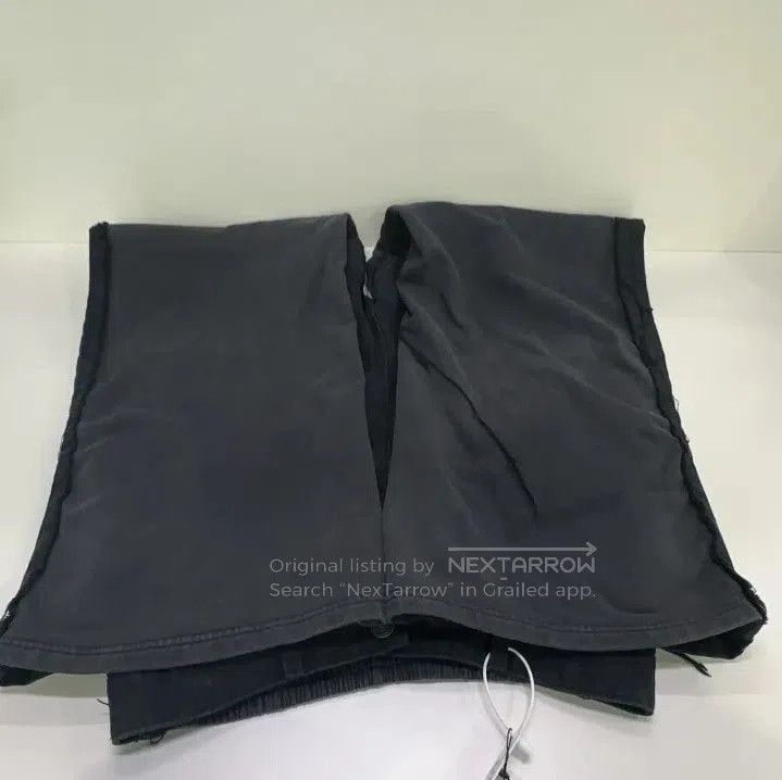 Balenciaga Balenciaga Black Straight-Leg Casual Pants for Men. Size US 26 / EU 42 - 9 Thumbnail