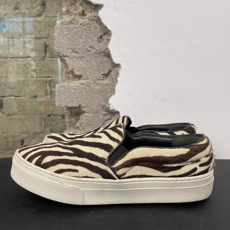 Celine Celine SlipOn Zebra Print Sneakers Size US 8 / IT 38 - 2 Thumbnail