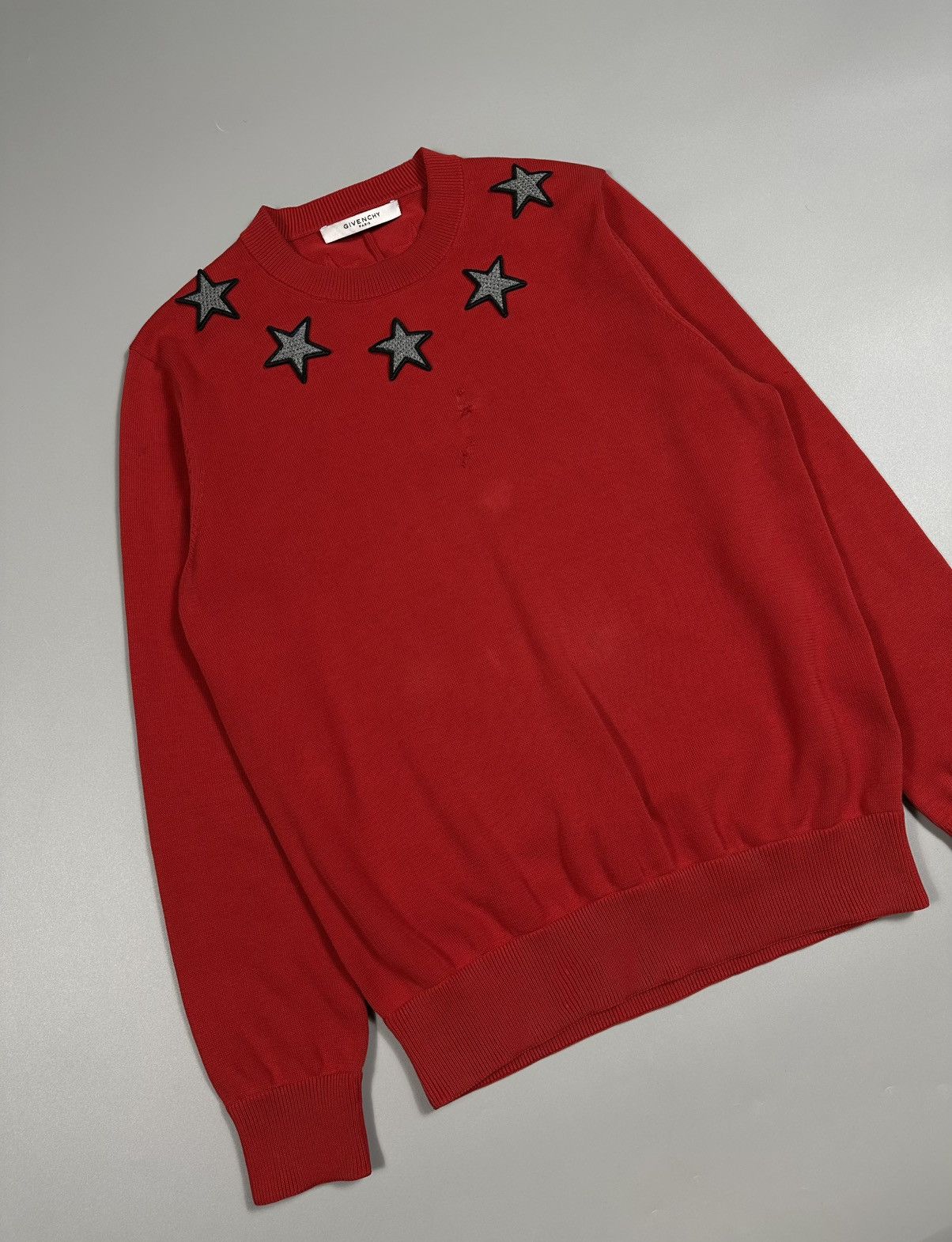 Givenchy Givenchy Star Embroidered Red Sweater Size US M / EU 48-50 / 2 - 3 Thumbnail