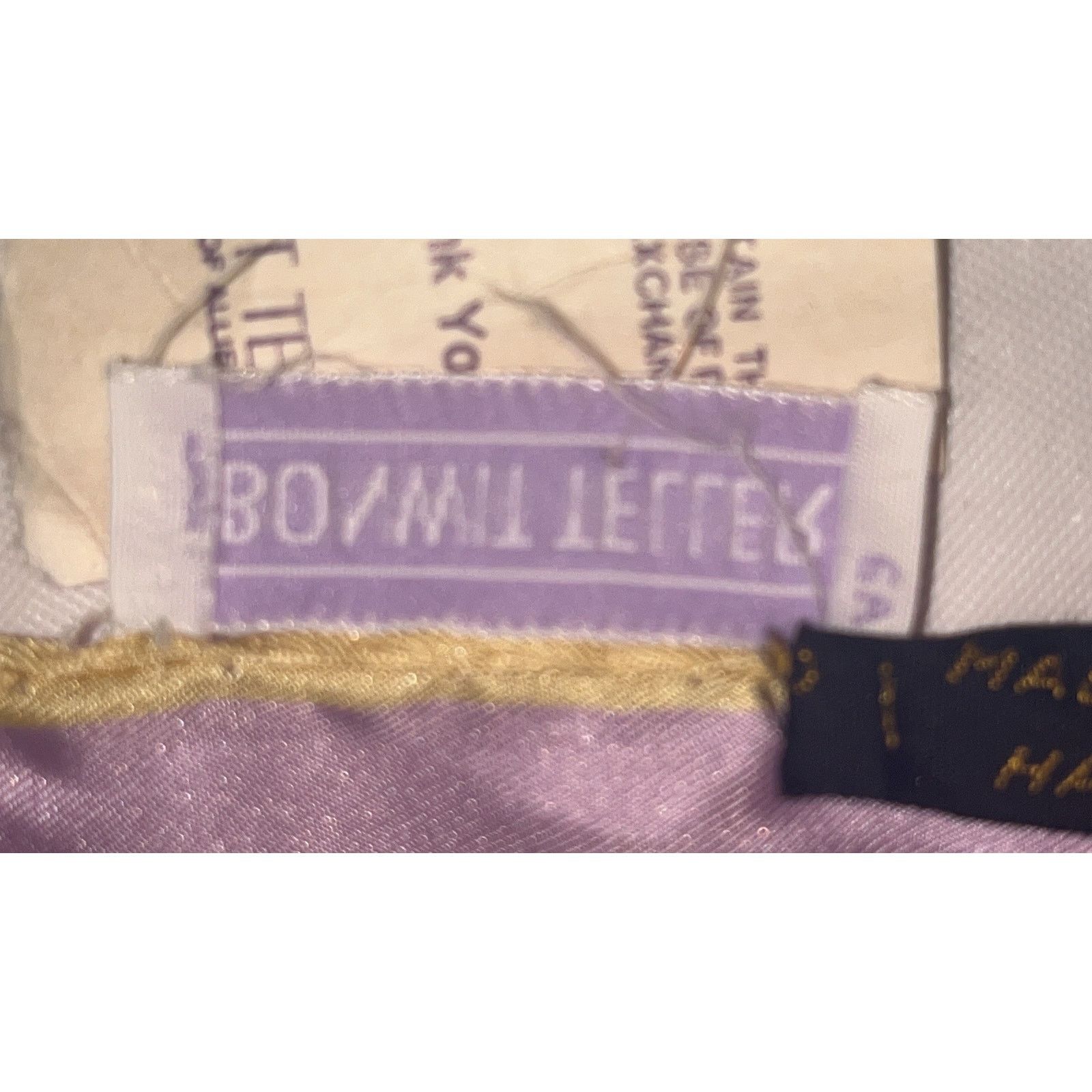 Other Vintage Bonwit Teller Made In Italy scarf Hand Roll Size ONE SIZE - 8 Thumbnail
