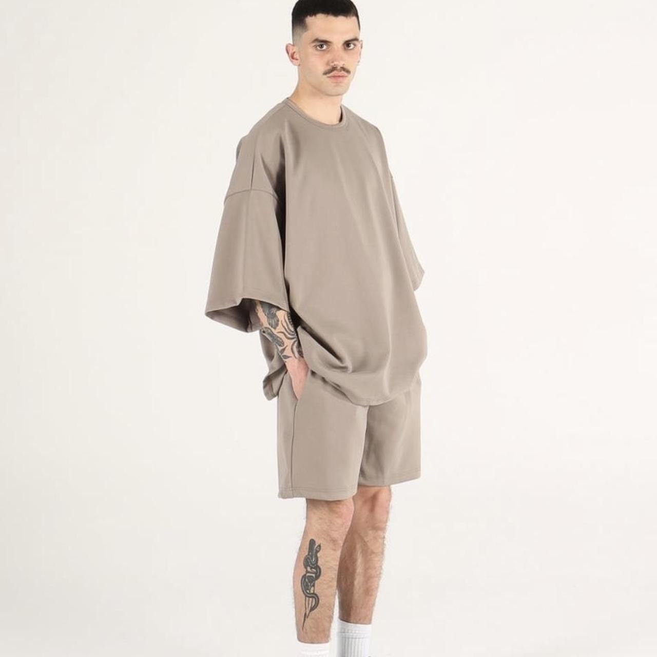 Other estudio niksen oversized lounge set (beige) tshirt & shorts Size US M / EU 48-50 / 2 - 2 Thumbnail