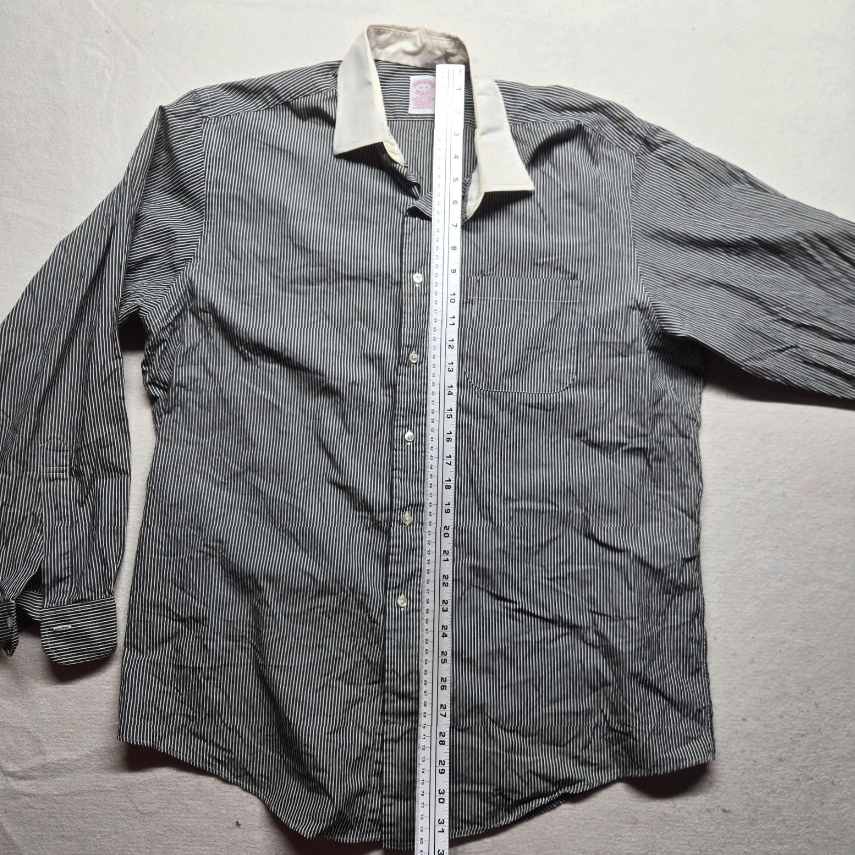 Brooks Brothers VINTAGE Brooks Brothers Dress Shirt Men Large Black White Stripe Long Sleeve Button-Down Non-Iron 17 Size US XL / EU 56 / 4 - 6 Thumbnail