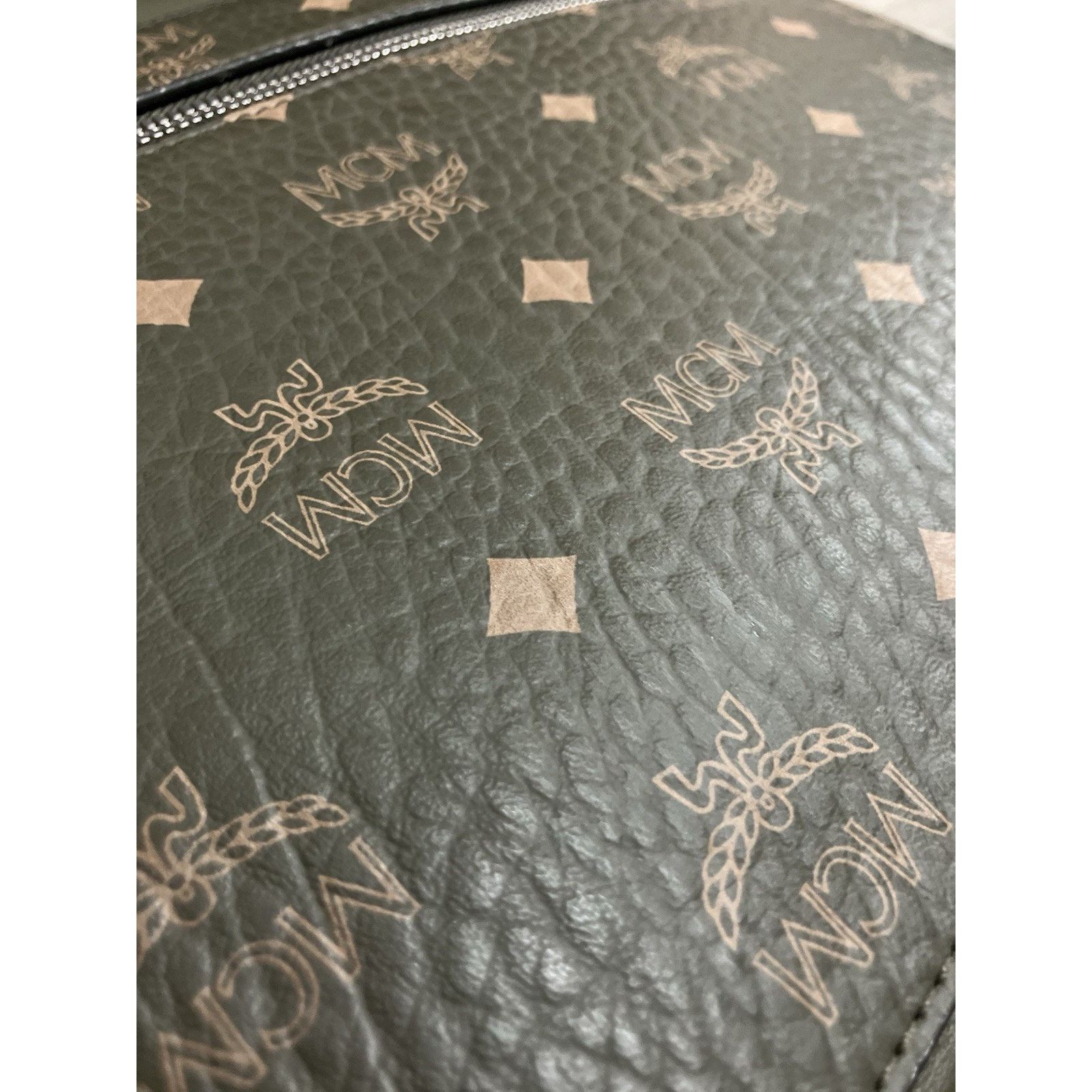 MCM MCM Visetos Backpack ' Khaki / Sea Turtle ' | GOOD CONDITION Size ONE SIZE - 4 Thumbnail