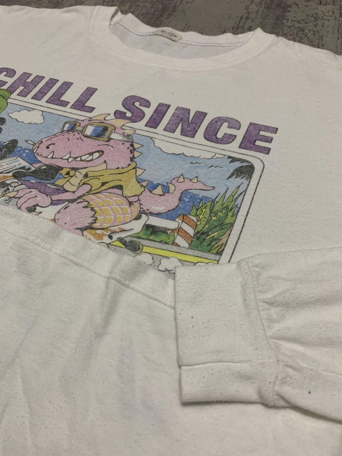 Vintage Vintage Brandy Melville Retro 90s Dino Longsleeve T-Shirt Size US M / EU 48-50 / 2 - 4 Thumbnail