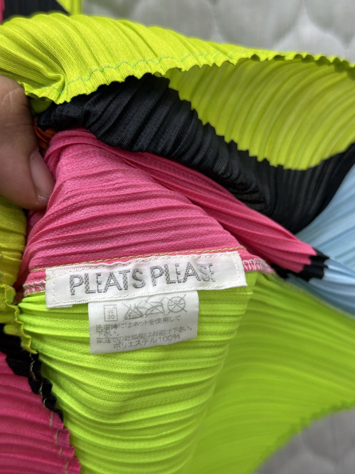 Pleats Please Issey Miyake 🔥🔥🔥ARCHIVE PLEATS PLEASE ISSEY MIYAKE SLEEVELEES TOP Size M / US 6-8 / IT 42-44 - 8 Thumbnail
