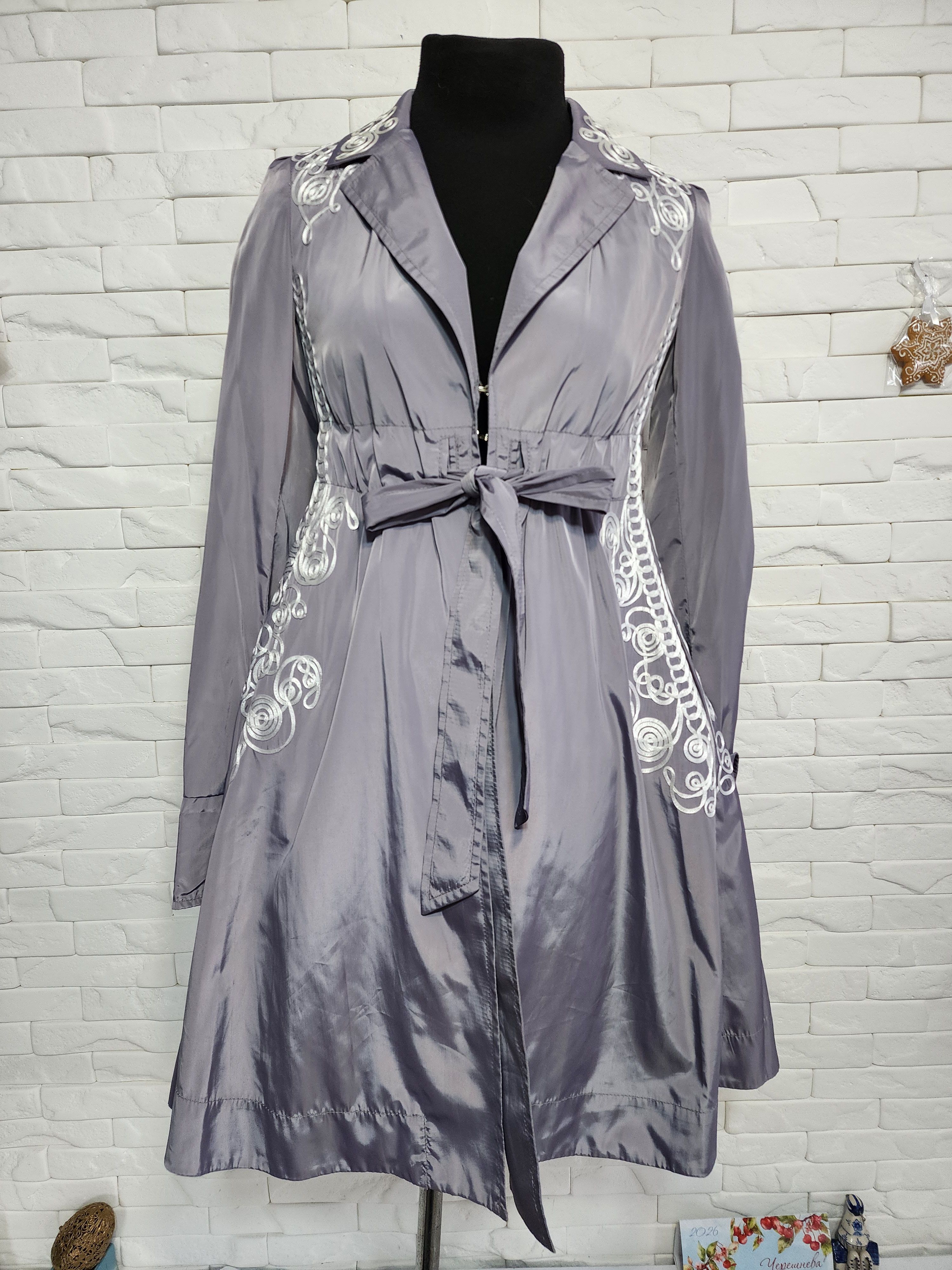 Other Gray Jacket: Elegant Women's Belted Coat with Pockets Size M / US 6-8 / IT 42-44 - 1 Thumbnail