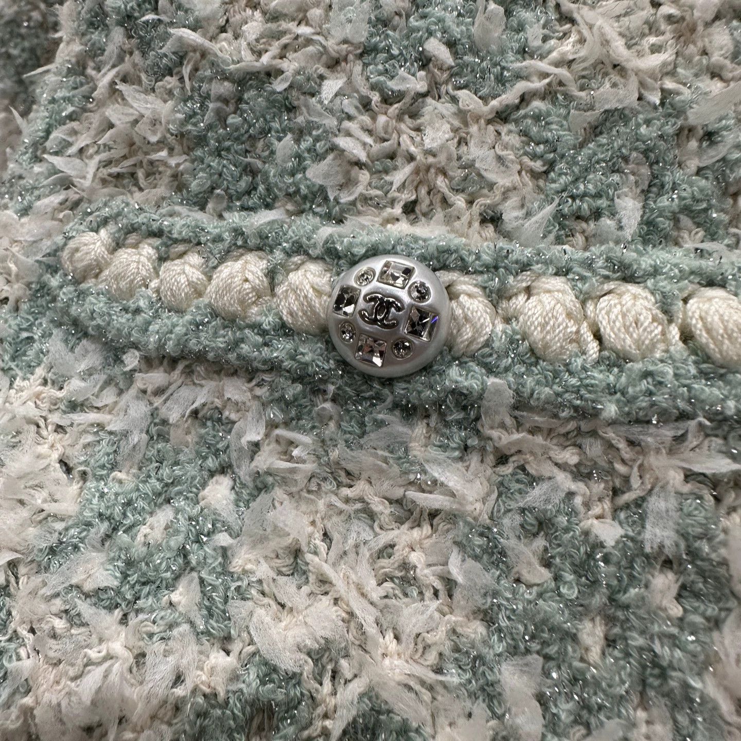 Chanel Chanel 23S Mint Green Pearl Crystal Knit Cardigan 36 Size XS / US 0-2 / IT 36-38 - 6 Thumbnail