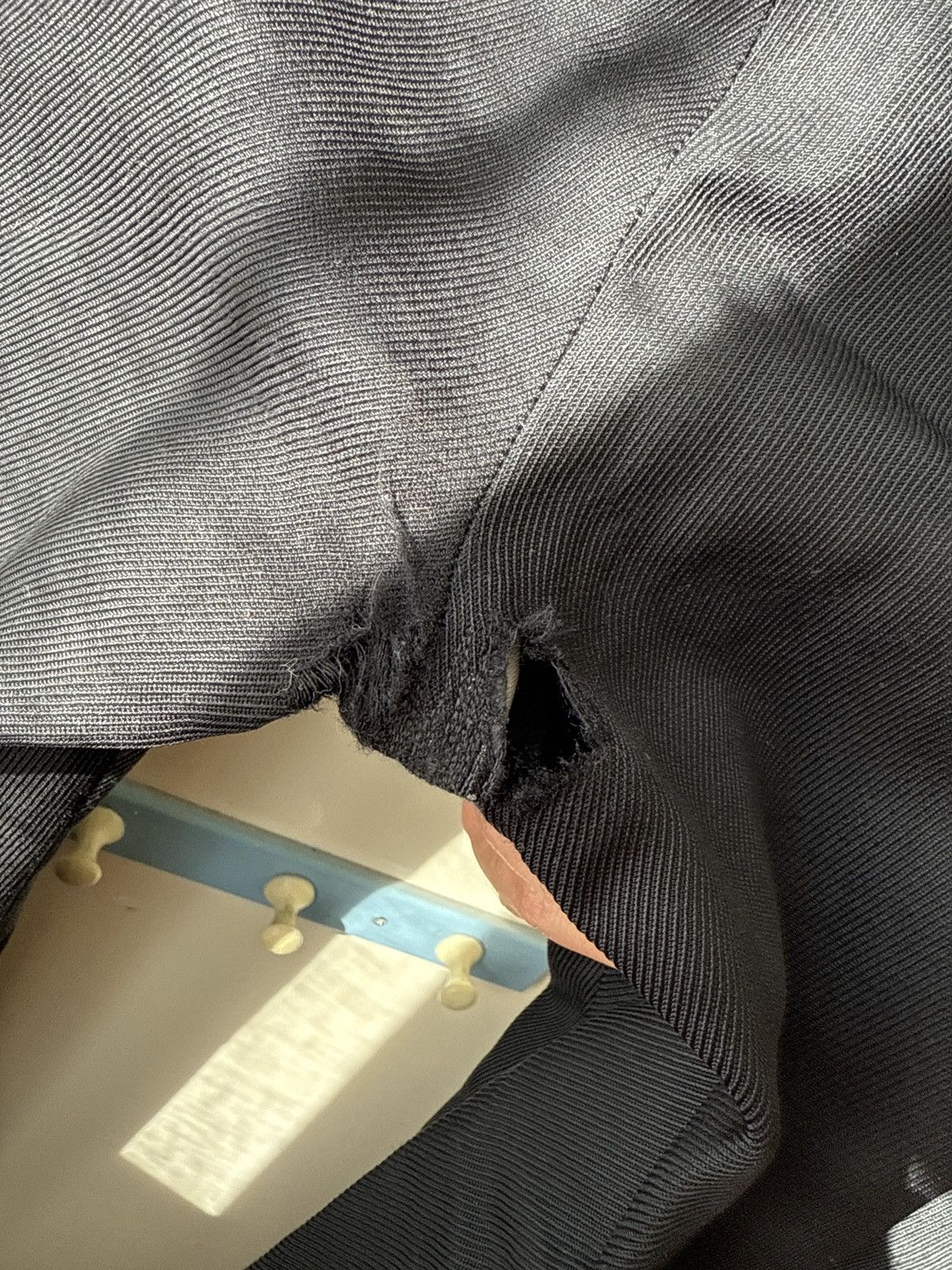 Maison Margiela Maison Martin Margiela DAMAGED trousers Size US 32 / EU 48 - 4 Thumbnail