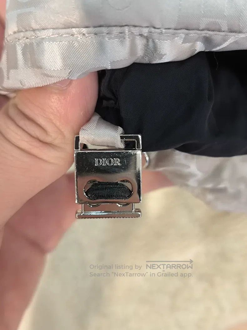 Dior Dior Solid colour letter logo full-print hooded chain down Size US S / EU 44-46 / 1 - 6 Thumbnail