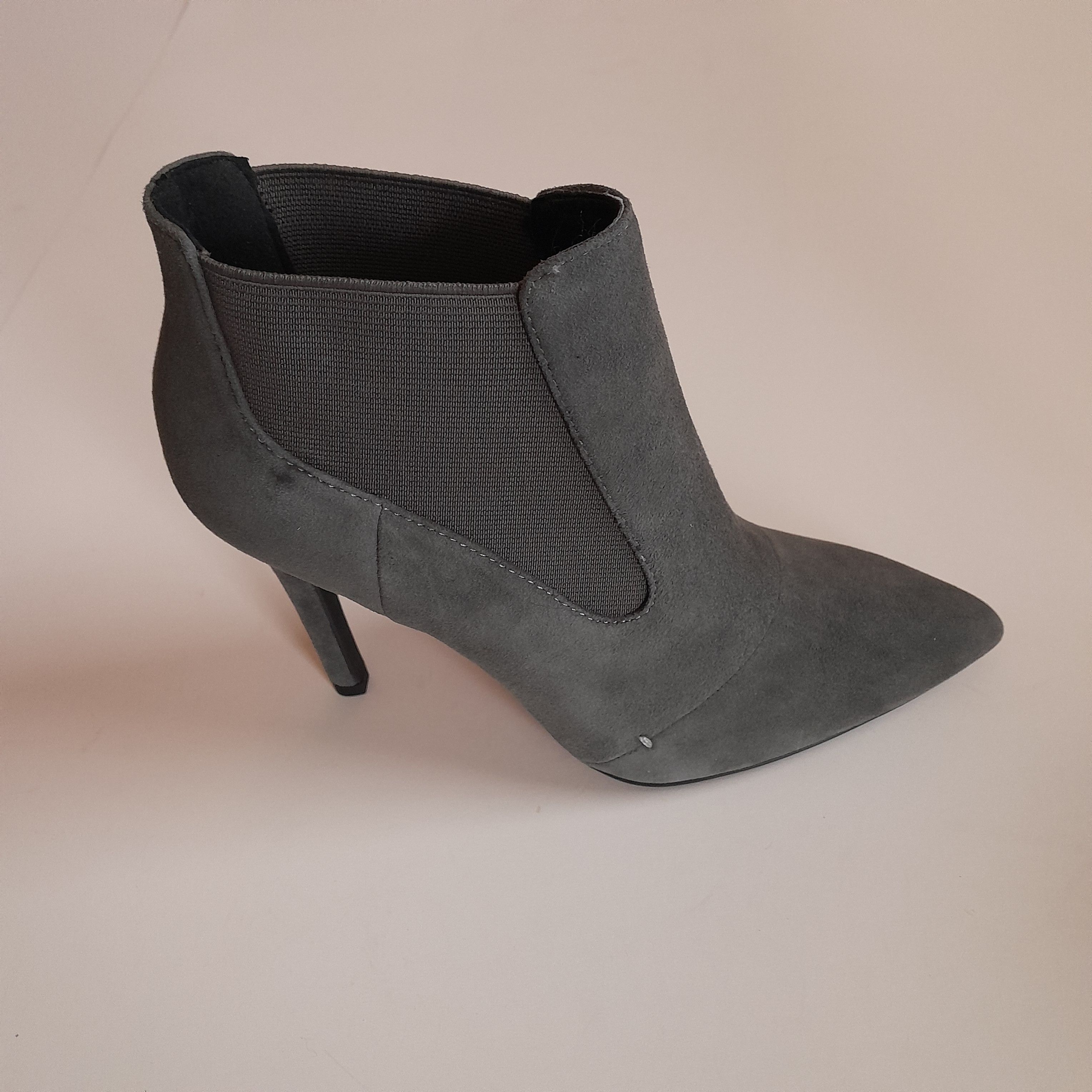 Other H by Halston Regina Pointed Toe Pull-On Shoes Size US 5 / IT 35 - 1 Thumbnail