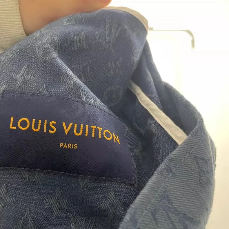 Louis Vuitton LOUIS VUITTON Blue full-print denim jacket 2504-Nextarrow Size US M / EU 48-50 / 2 - 4 Thumbnail
