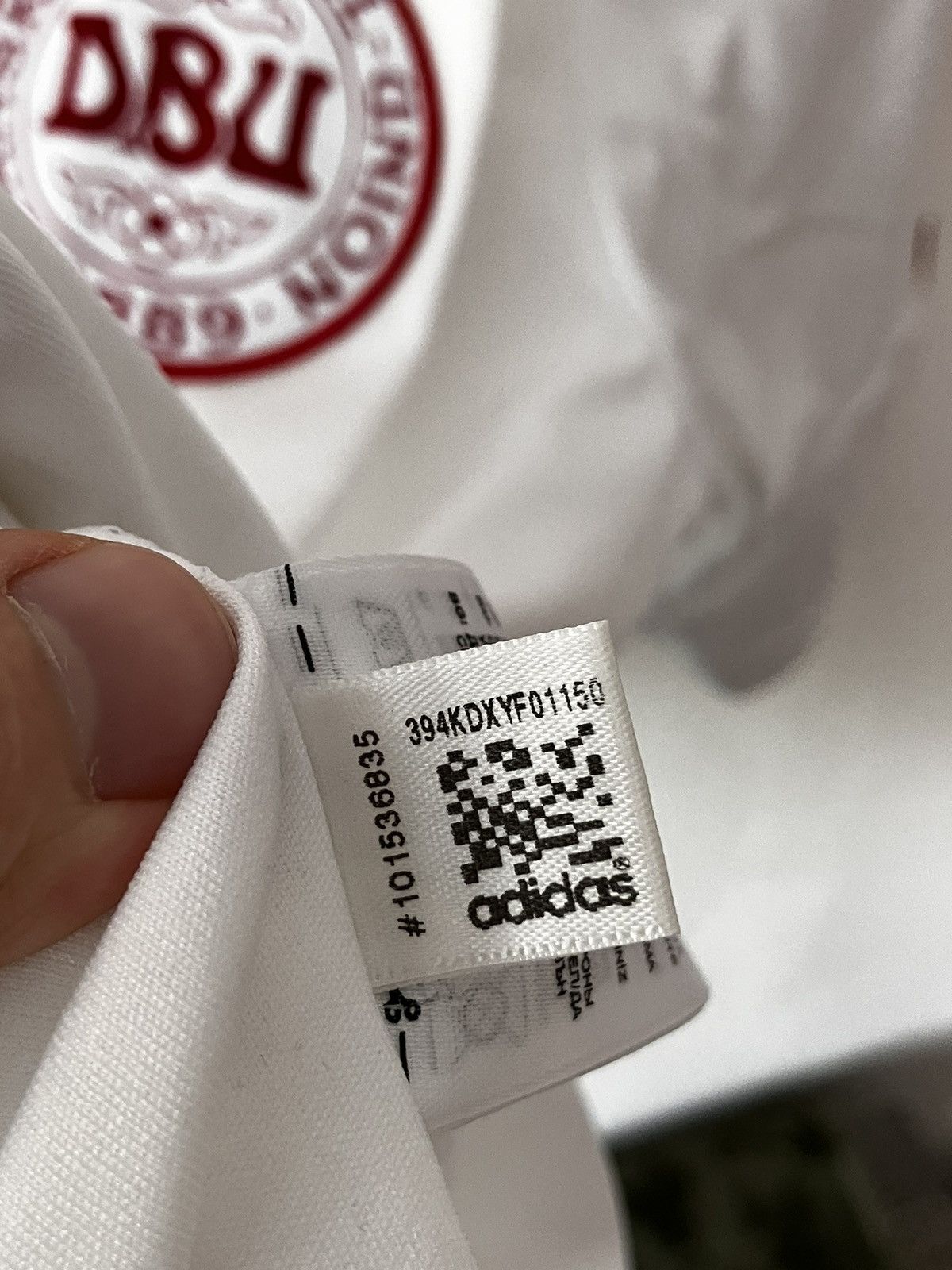 Adidas us 9 5 in eu kit hotsell