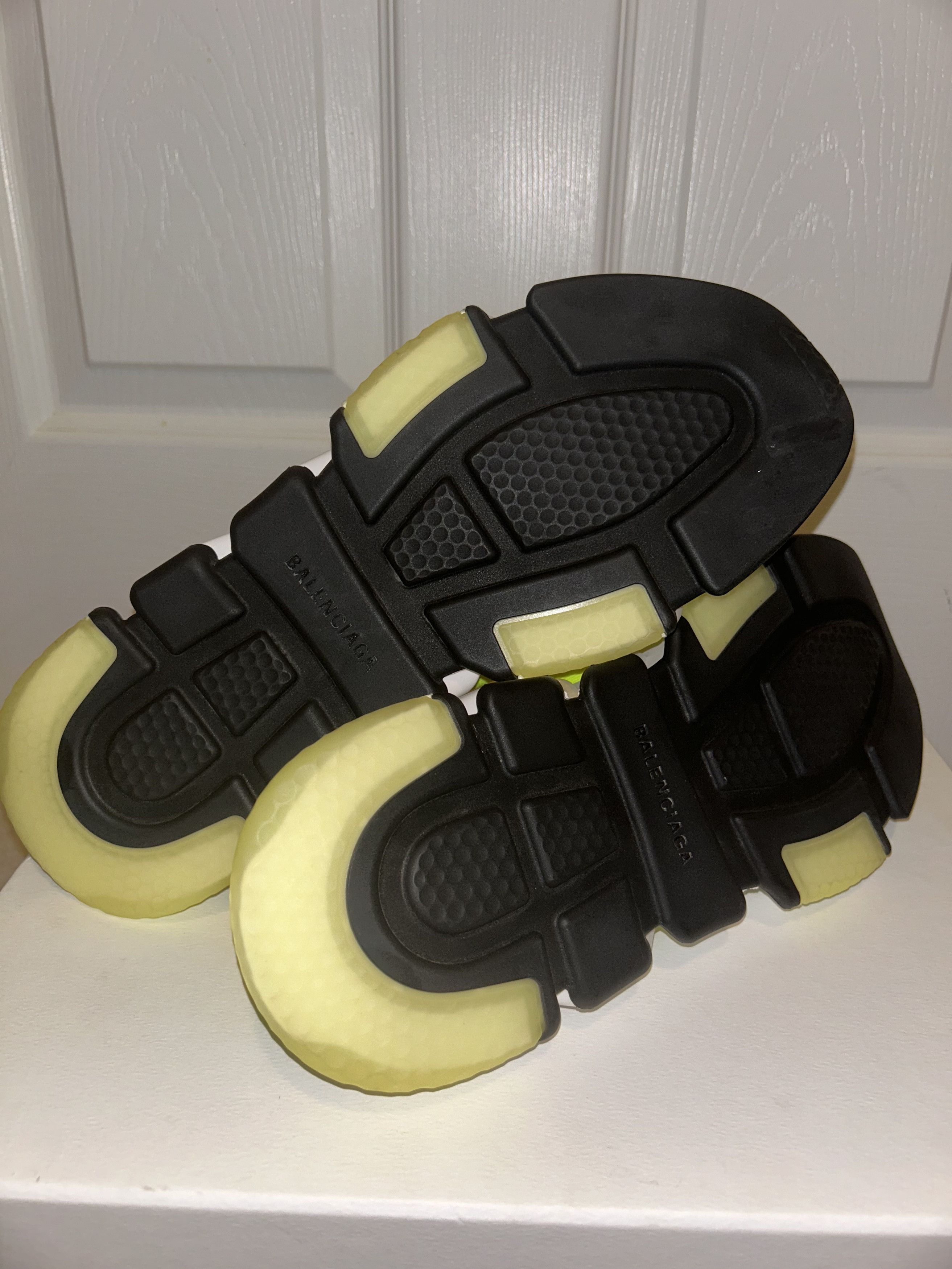 Balenciaga Balenciaga Speed Trainer Mid Neon Fluo Yellow Size 11 Size US 11 / EU 44 - 6 Thumbnail
