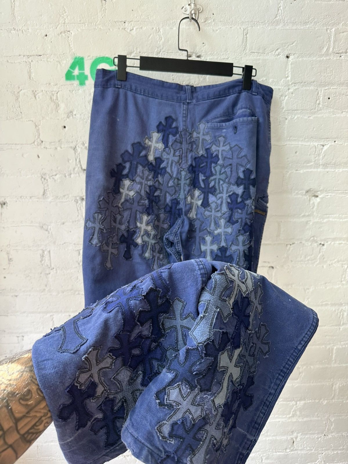 Chrome Hearts Chrome Hearts 100 Cross patch FLOODED JEANS PANTS 32 33 34 Size US 32 / EU 48 - 3 Thumbnail