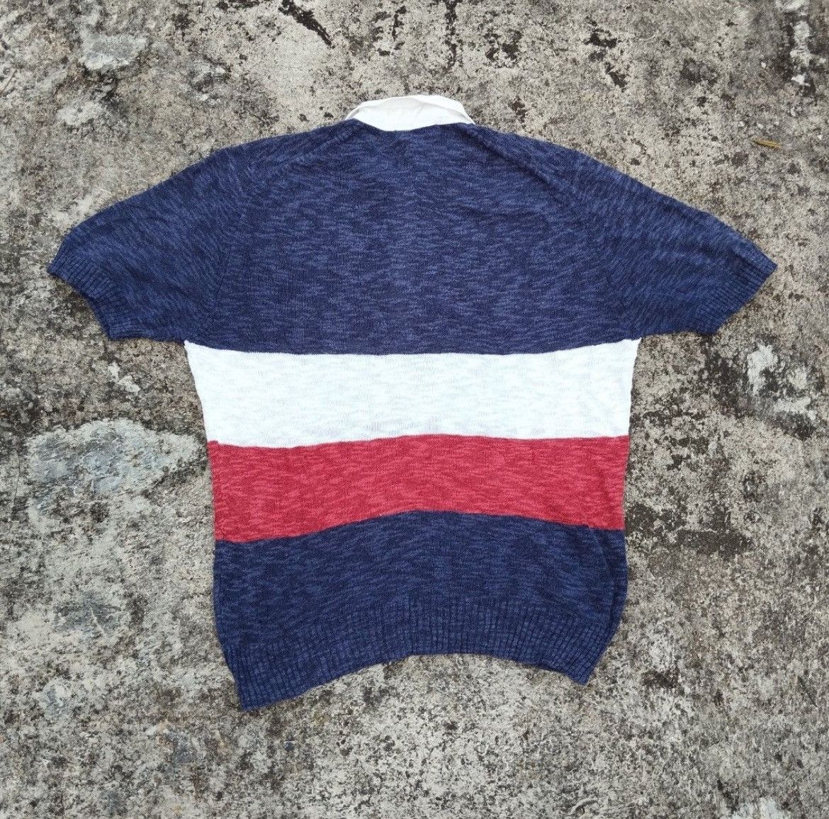 Givenchy Vintage Givenchy Small Logo Polo Shirt Size US L / EU 52-54 / 3 - 4 Thumbnail