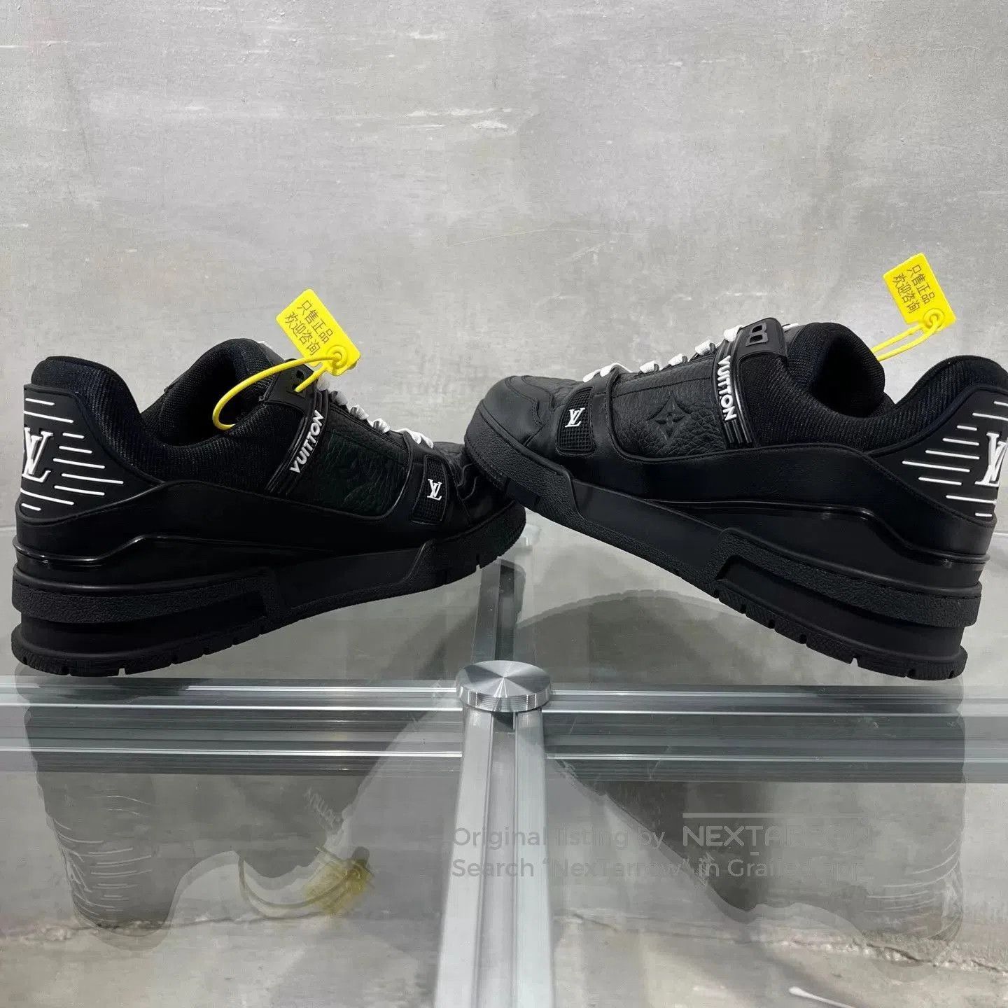 Louis Vuitton Black Low. Size US 8 / EU 41 - 5 Thumbnail