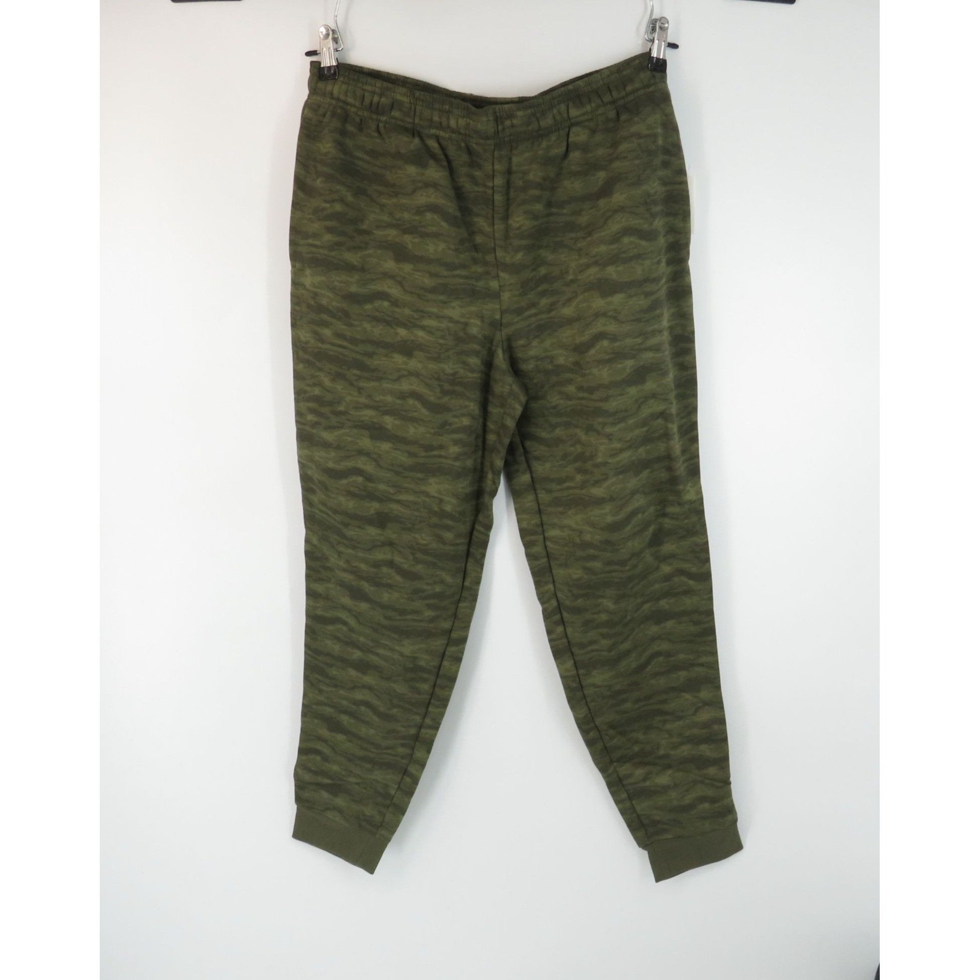 Other Amazon Essentials Mens Green Camo Jogger Pants Medium Cotton Size US 31 - 1 Thumbnail